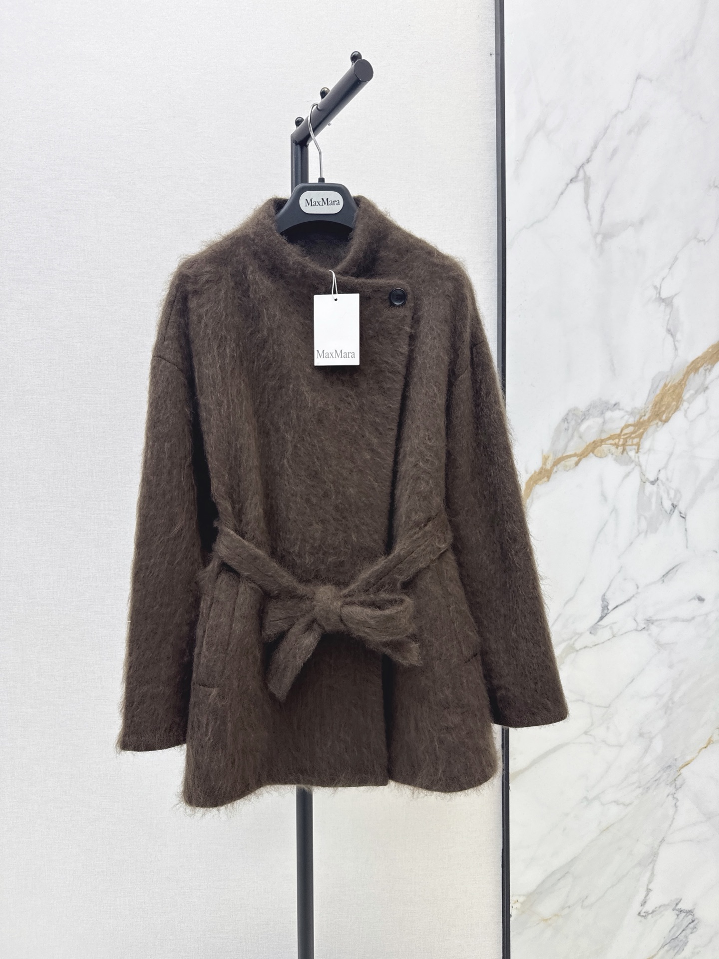 Max 26fw woolen belted jacket