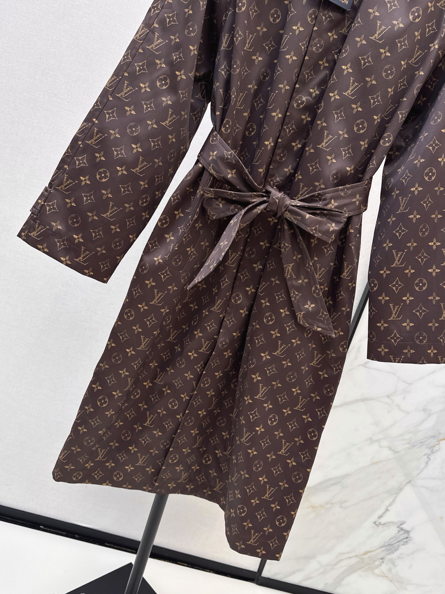 Loui 26fw print belted trench coats