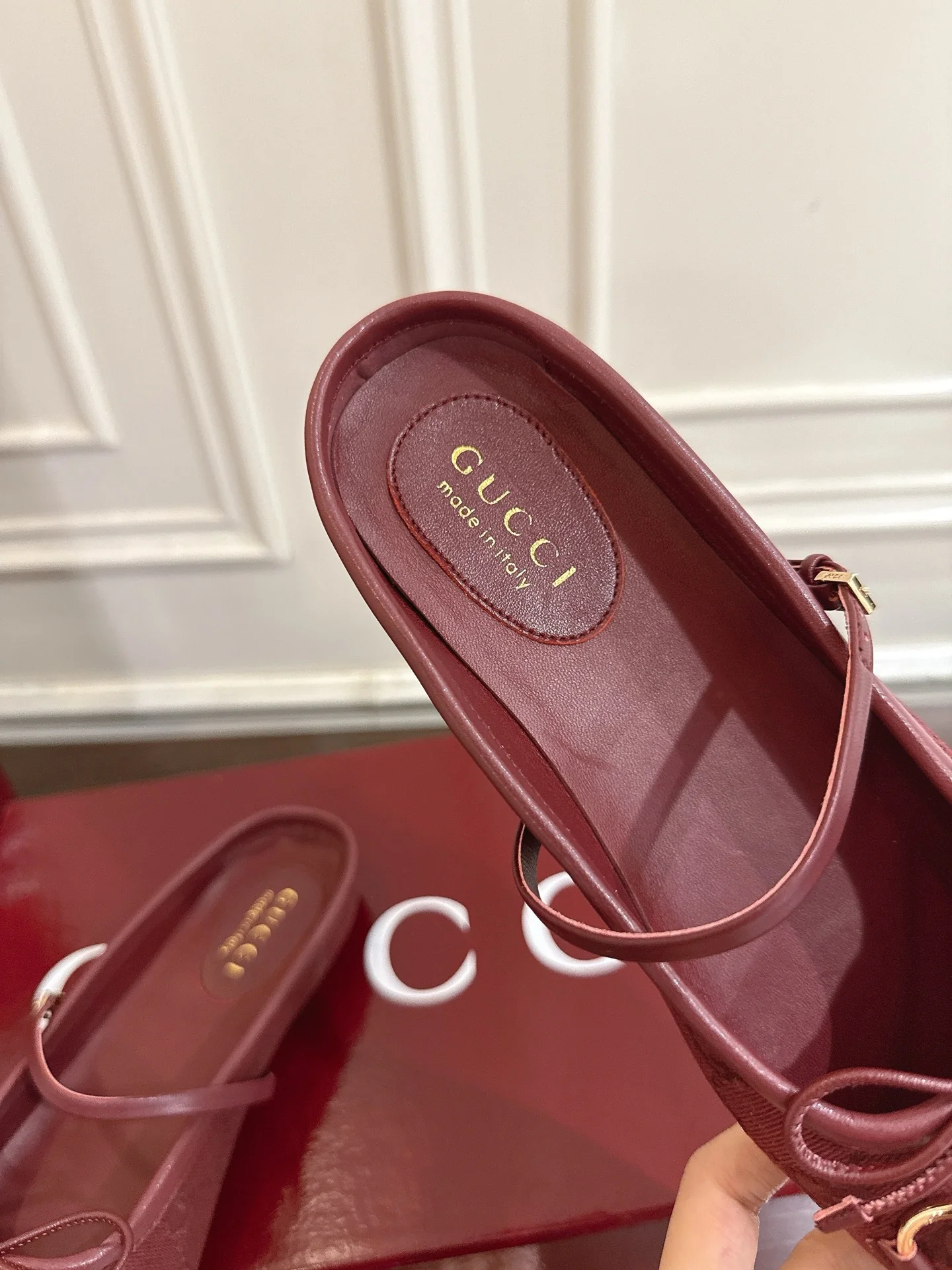 Guc 25fw mules