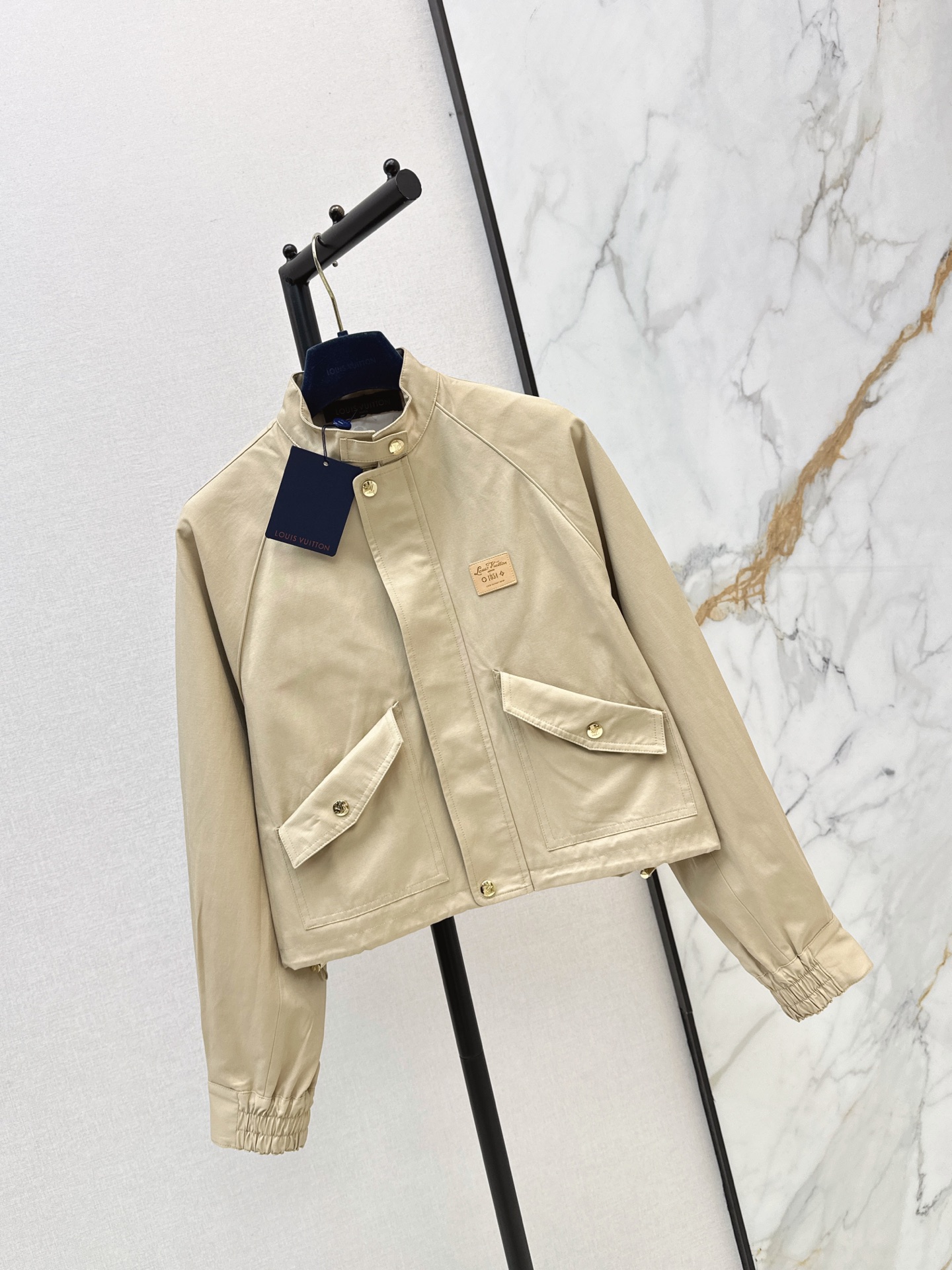 Loui 26fw stand collar jacket
