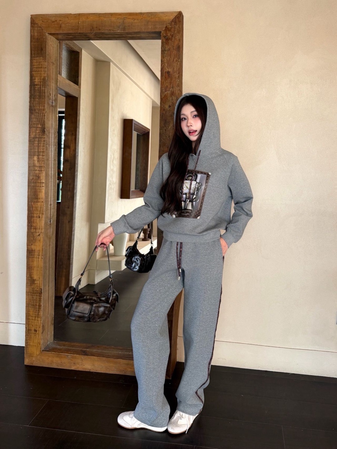 Loui 26fw print hoodie pants sets