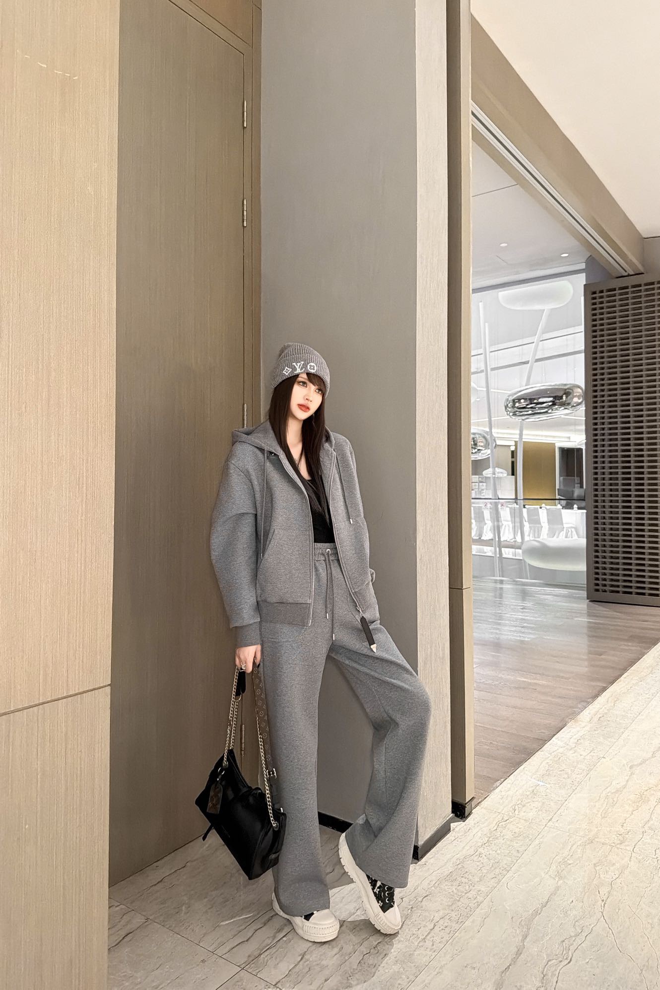 Loui 26fw hooded jacket pants sets