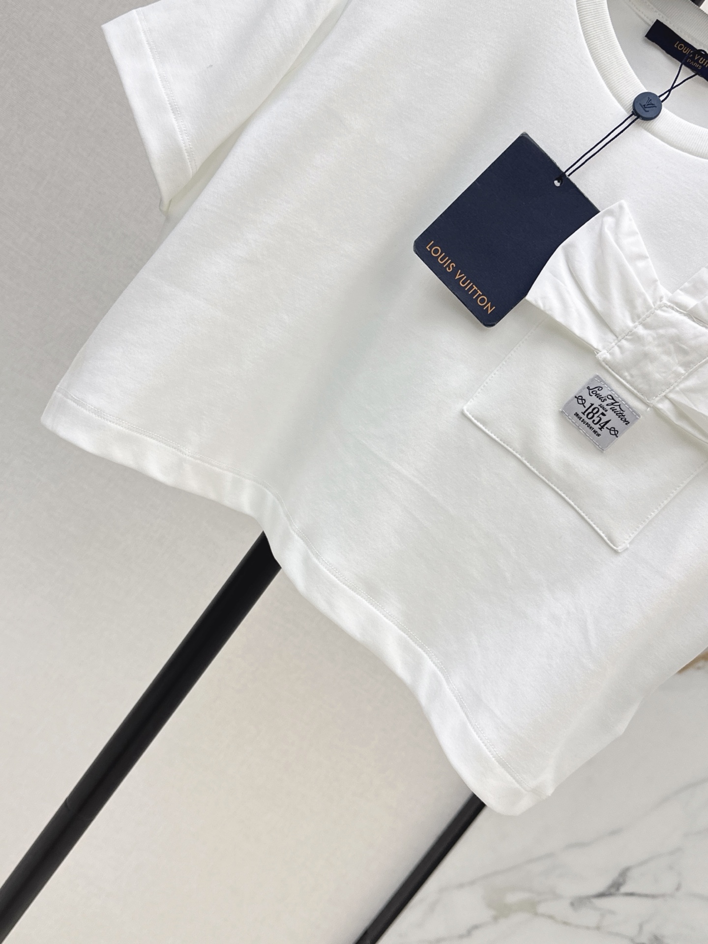 Loui 26ss cropped t-shirt