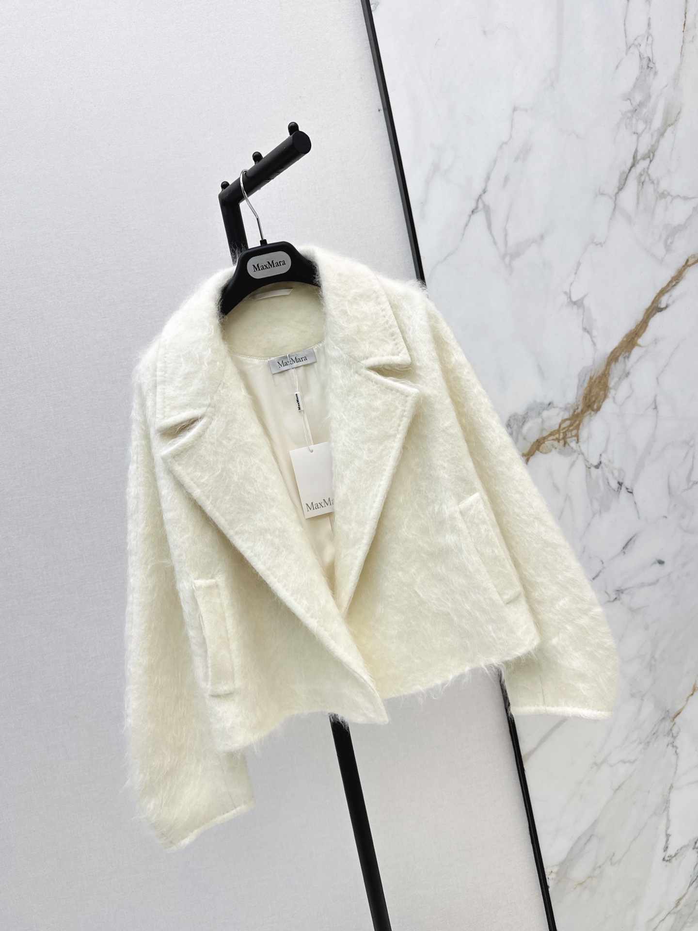 Max 26fw cropped woolen jacket