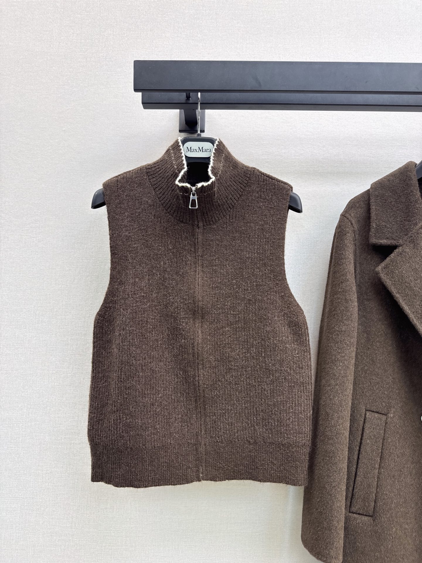 Max 26fw knit vest overcoats sets