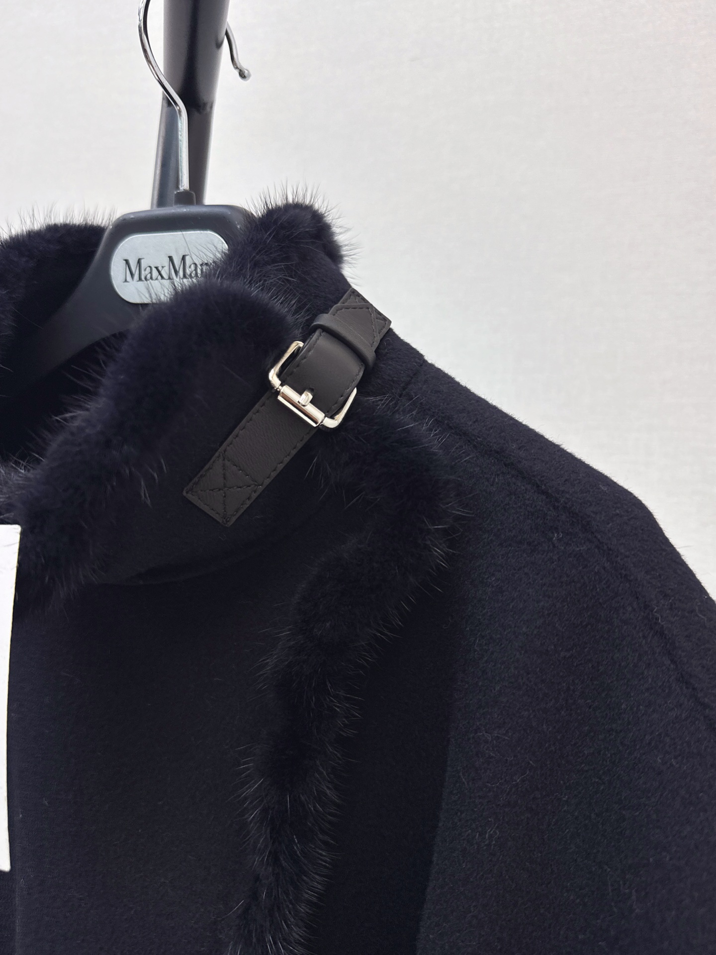 Max 26fw woolen cape jacket