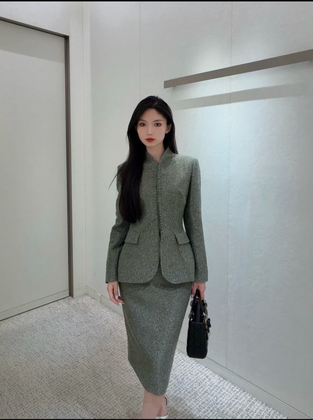 CD 26fw flecked tweed skirt