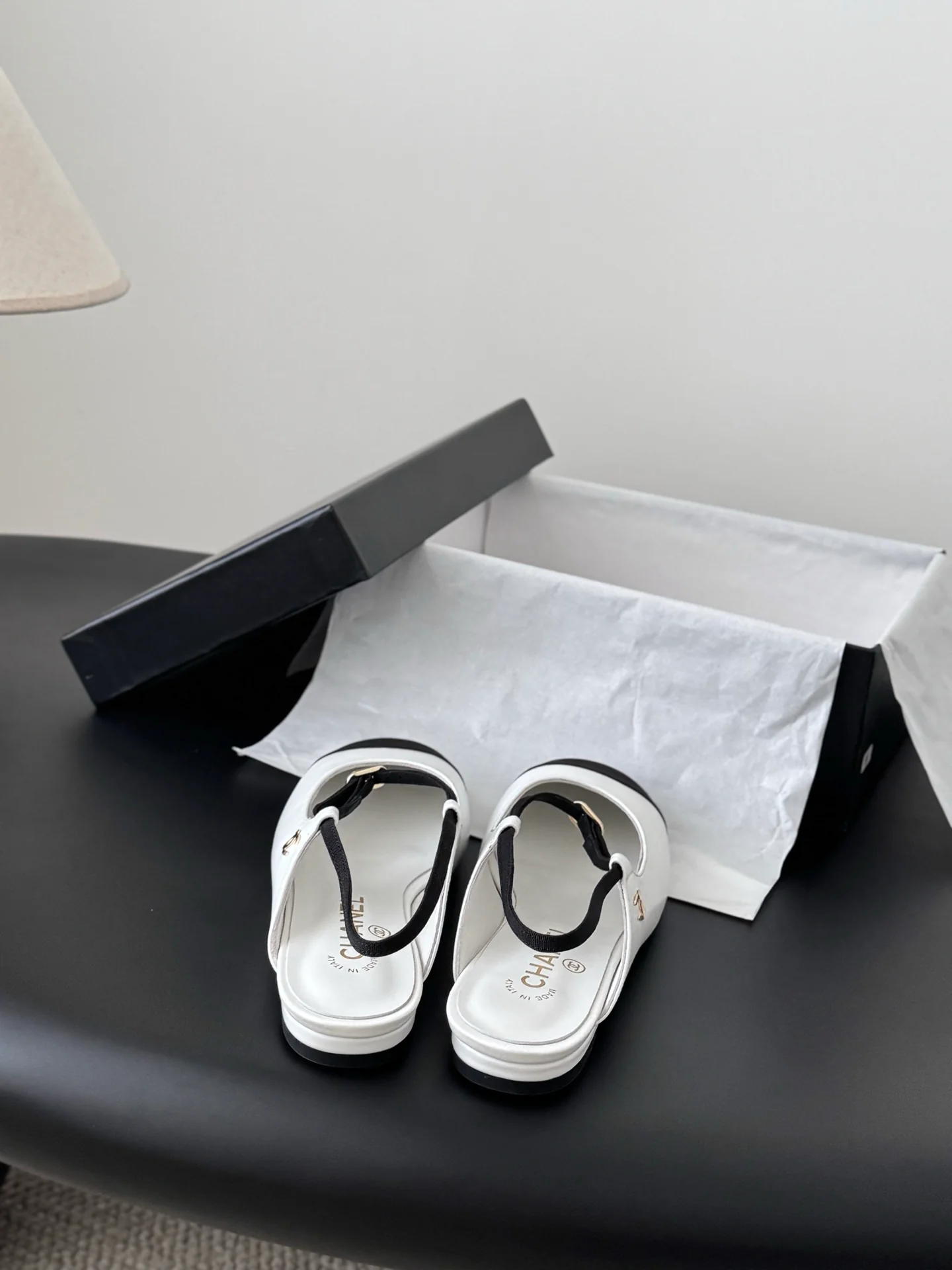 Chan 25fw slingback mary jane flats
