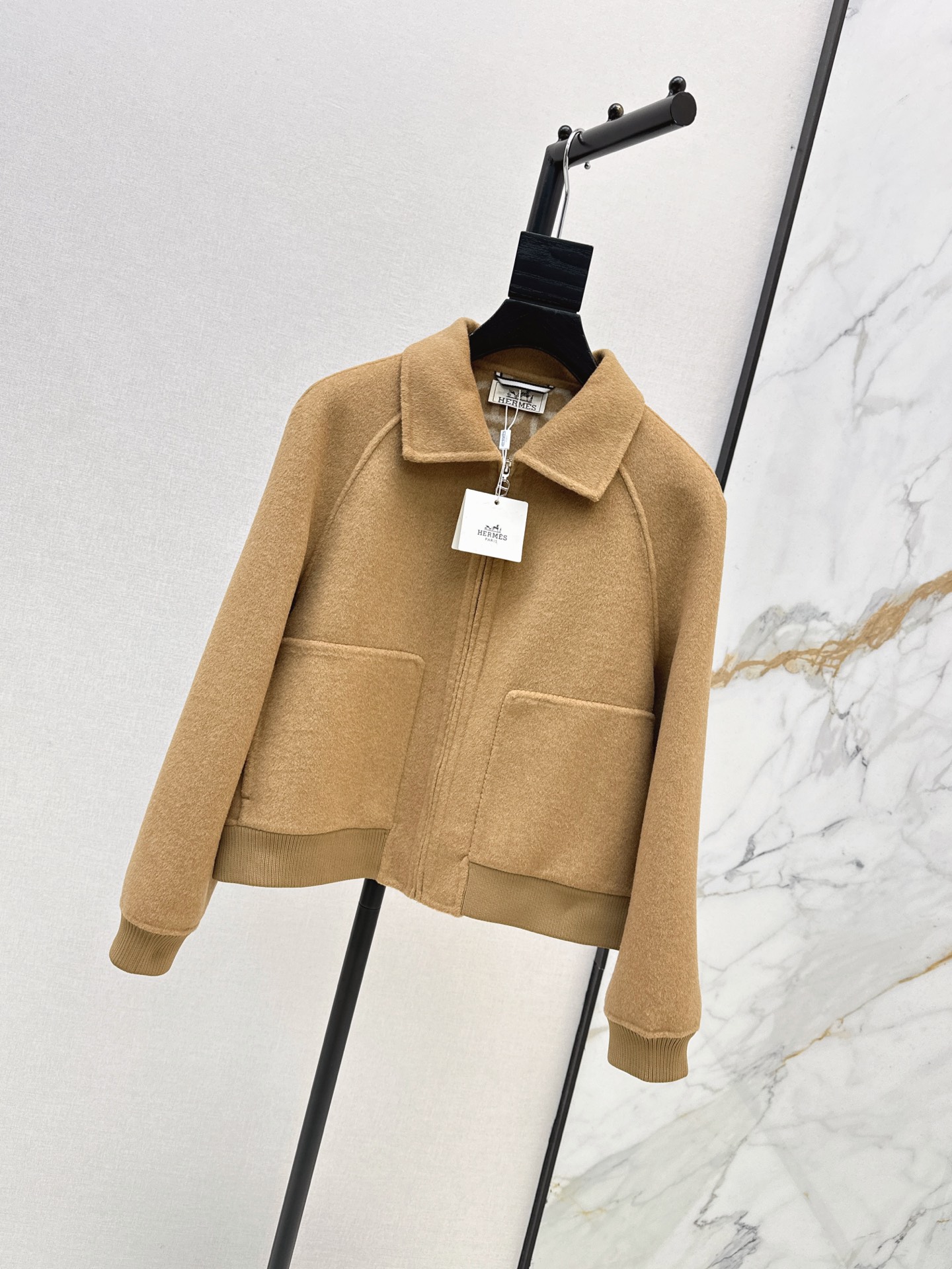Her 26fw cropped jacket