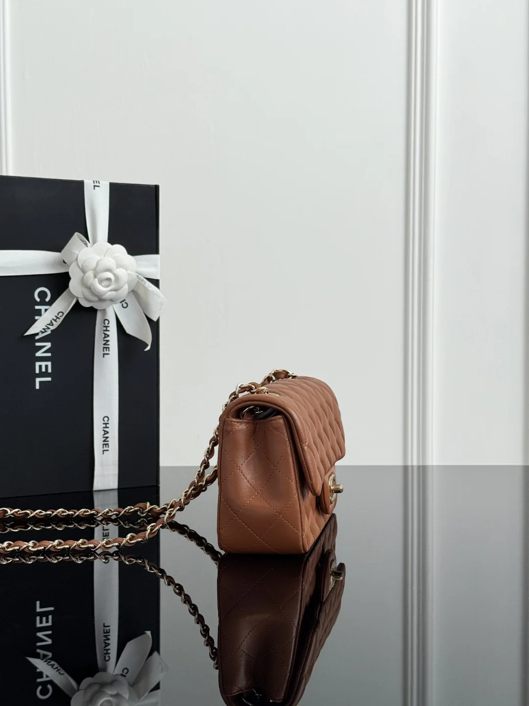 Chan cf20 chain shoulder bag
