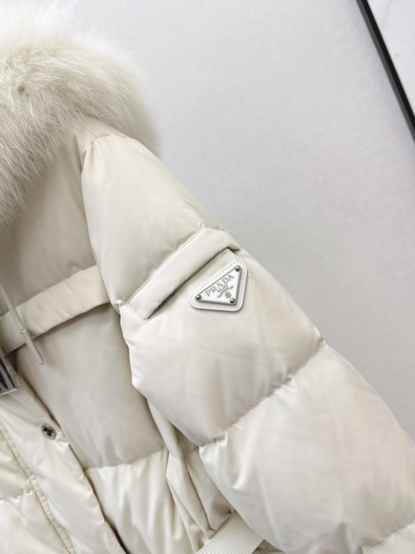 Pra 26fw hooded down jacket