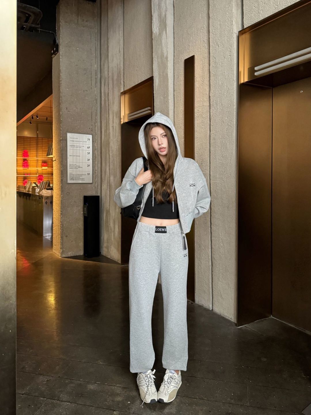 Loe 26fw embroidery hooded jacket pants sets