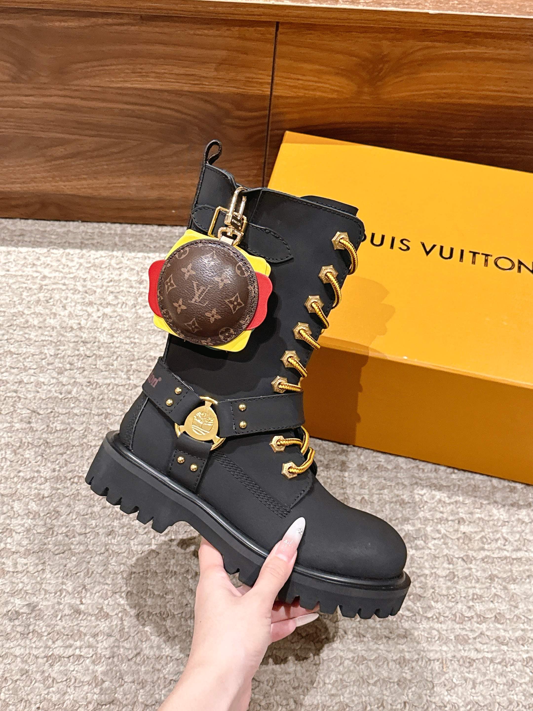 Loui 25fw biker boots
