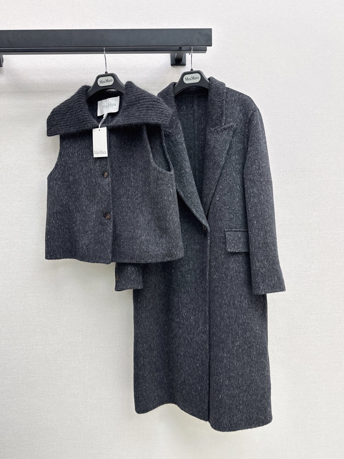 Max 26fw cropped vest overcoats sets