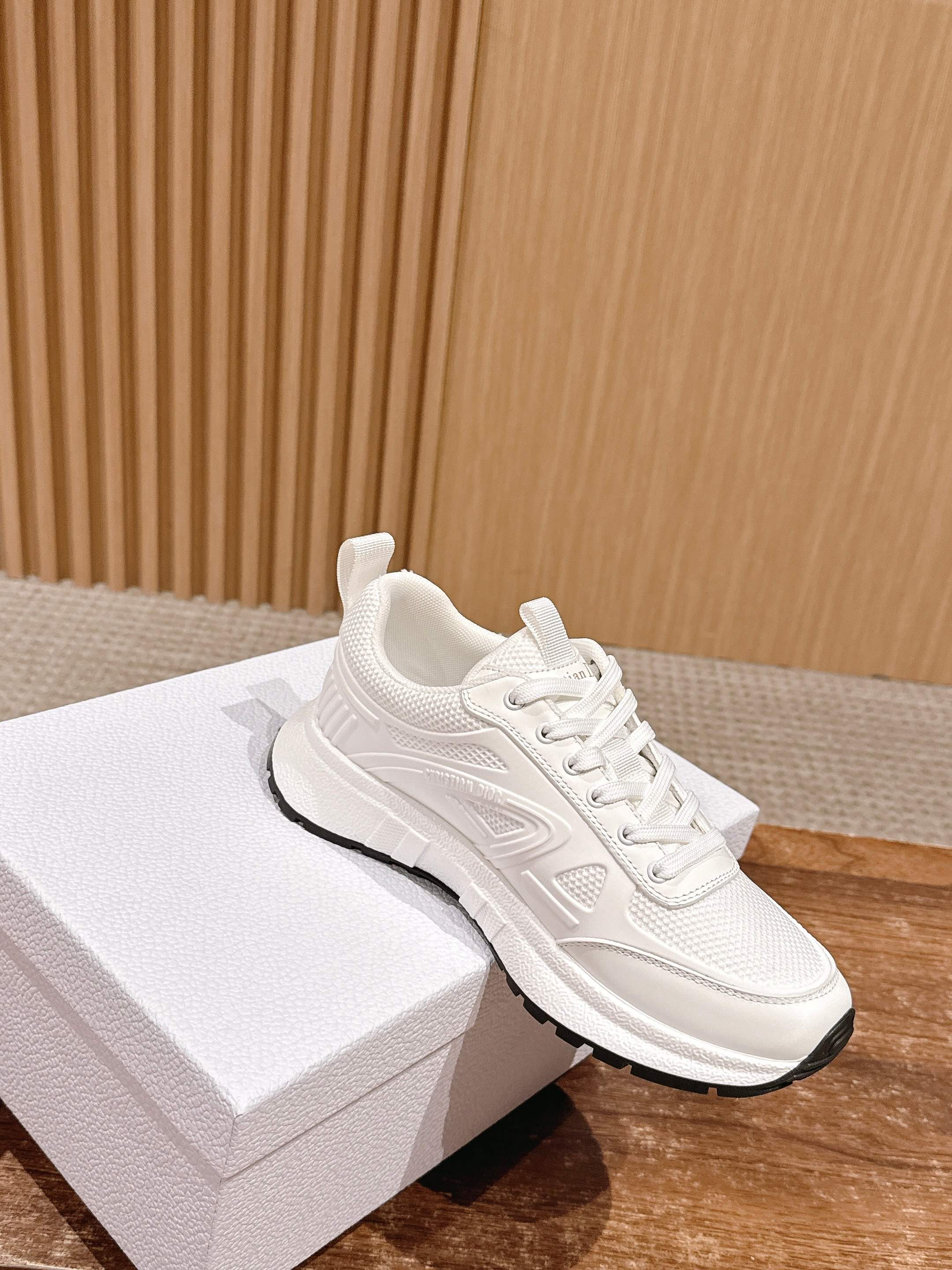 CD 25fw sneaker