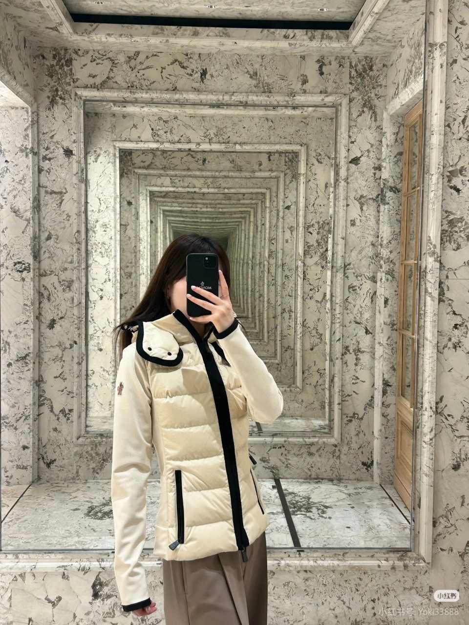 Monc 26fw hooded down ski jacket