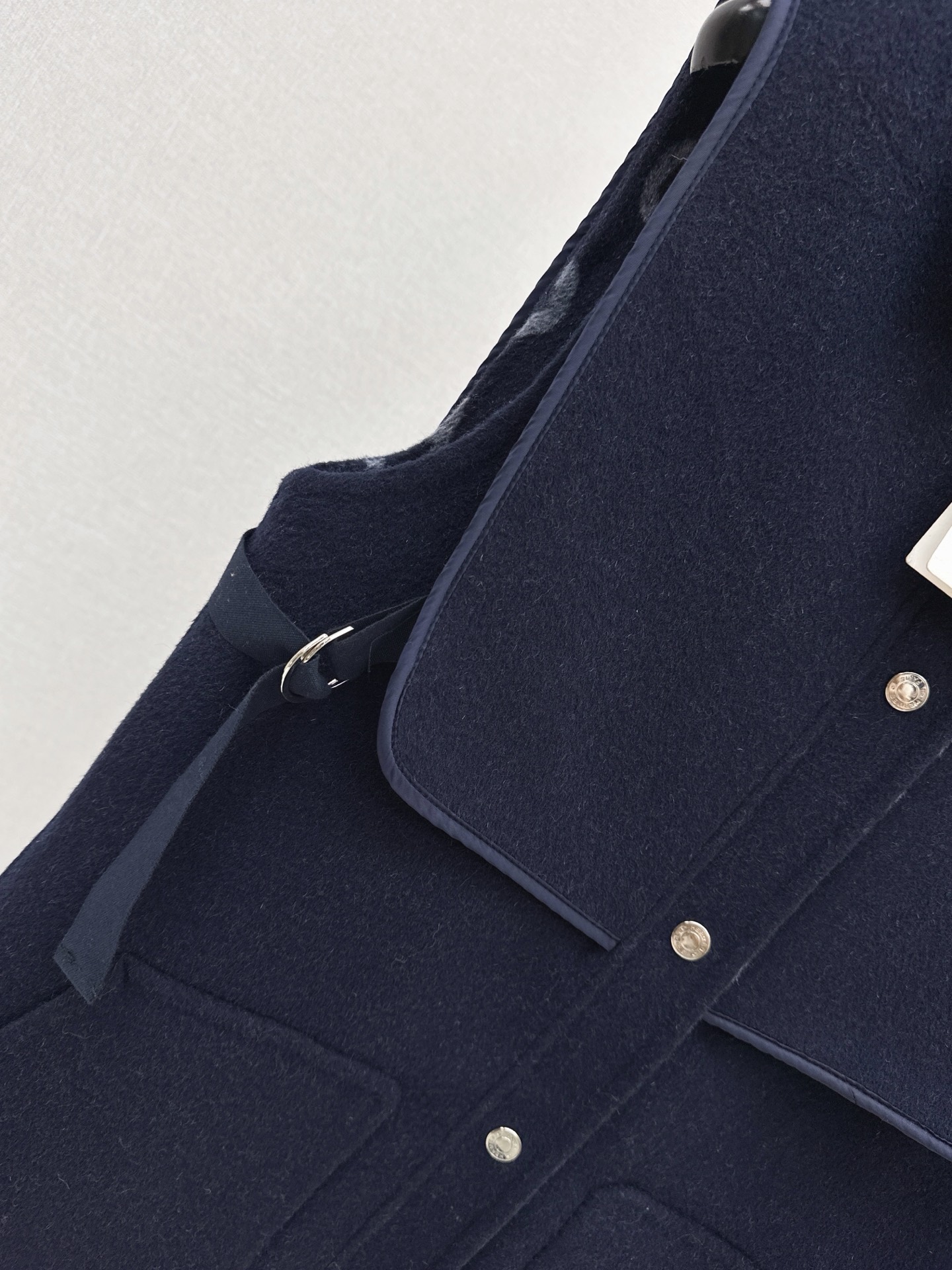 Her 26fw cashmere vest jacket