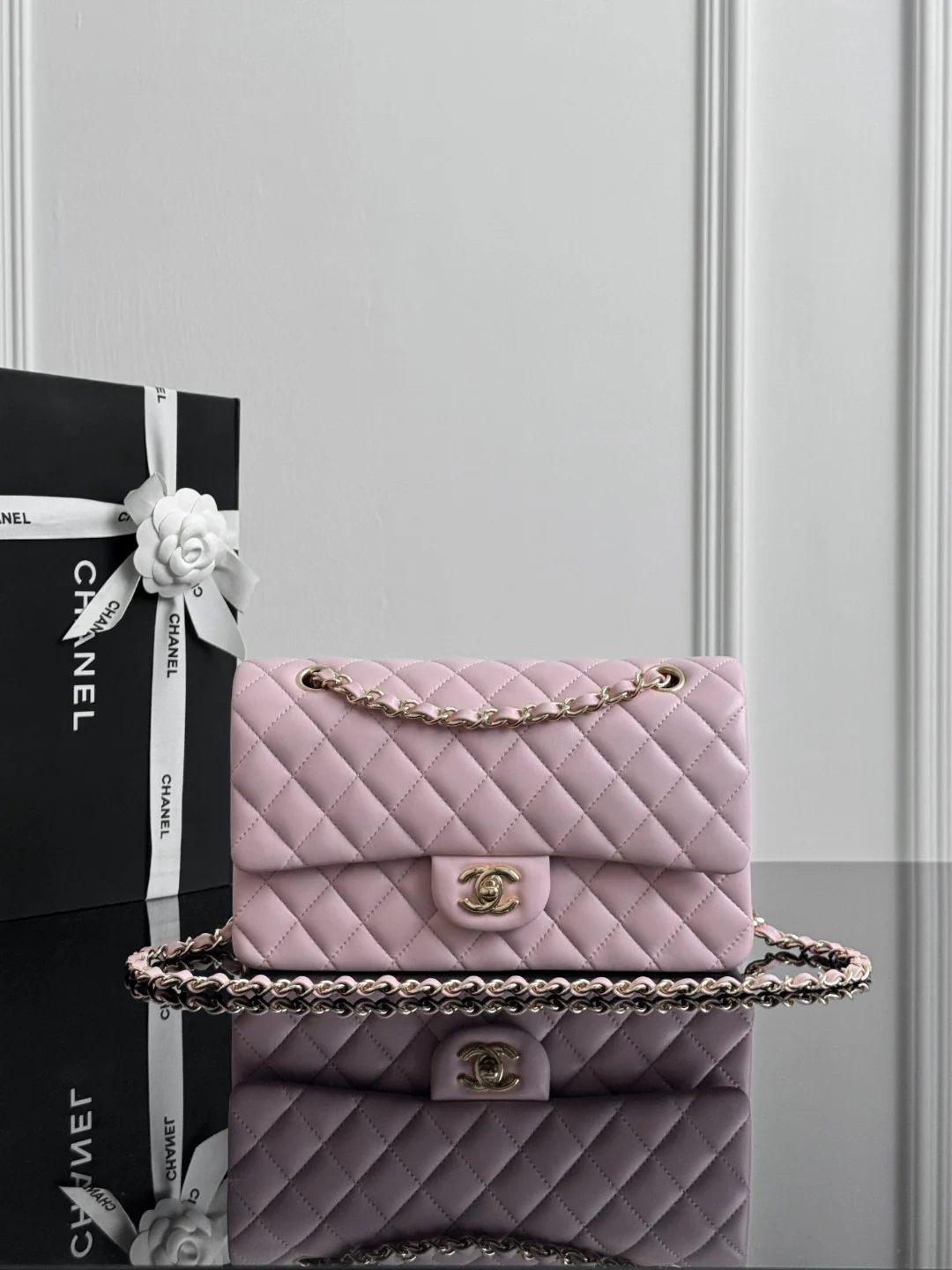 Chan cf25 chain shoulder bag