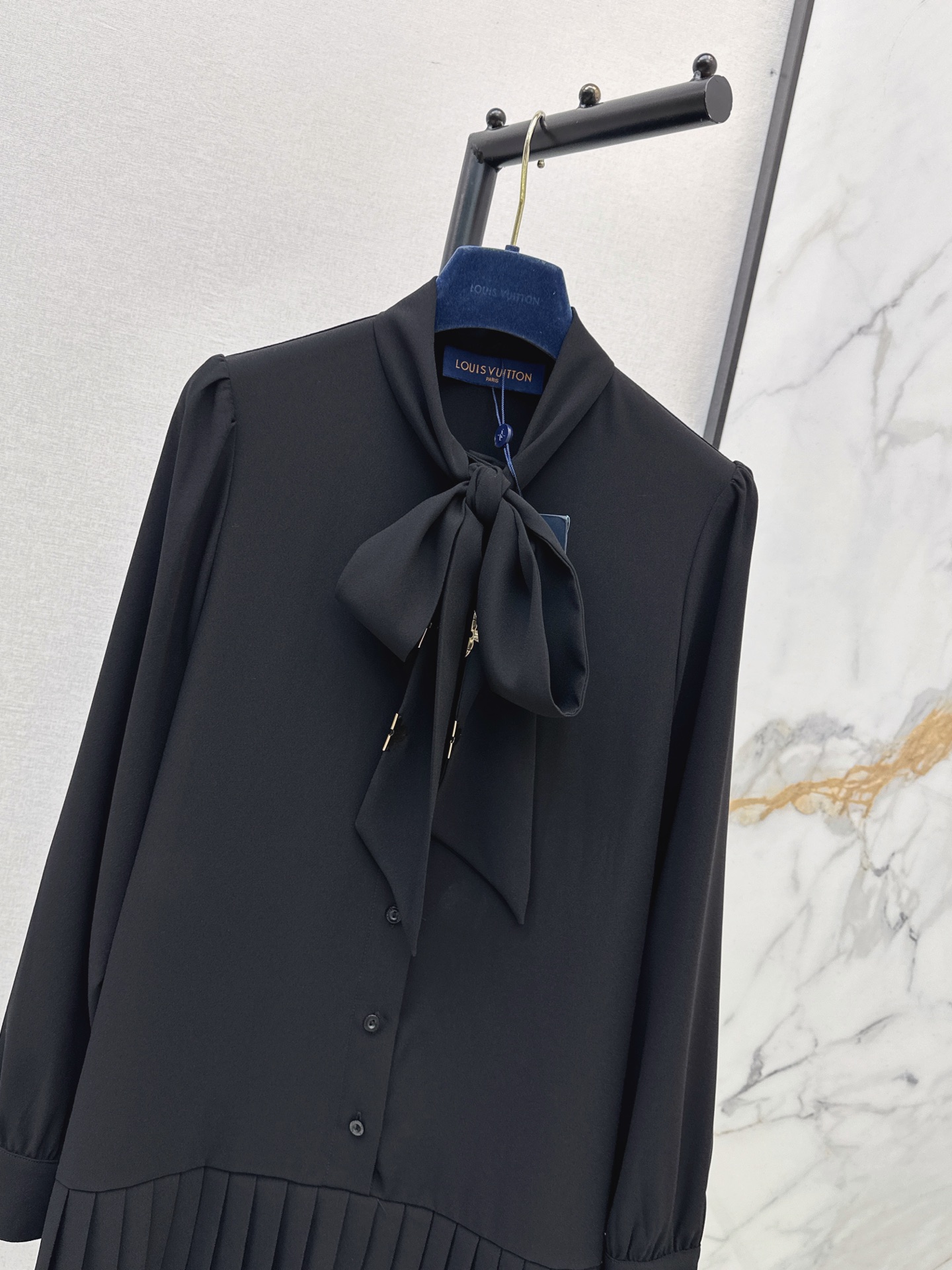 Loui 26fw ribbon dress