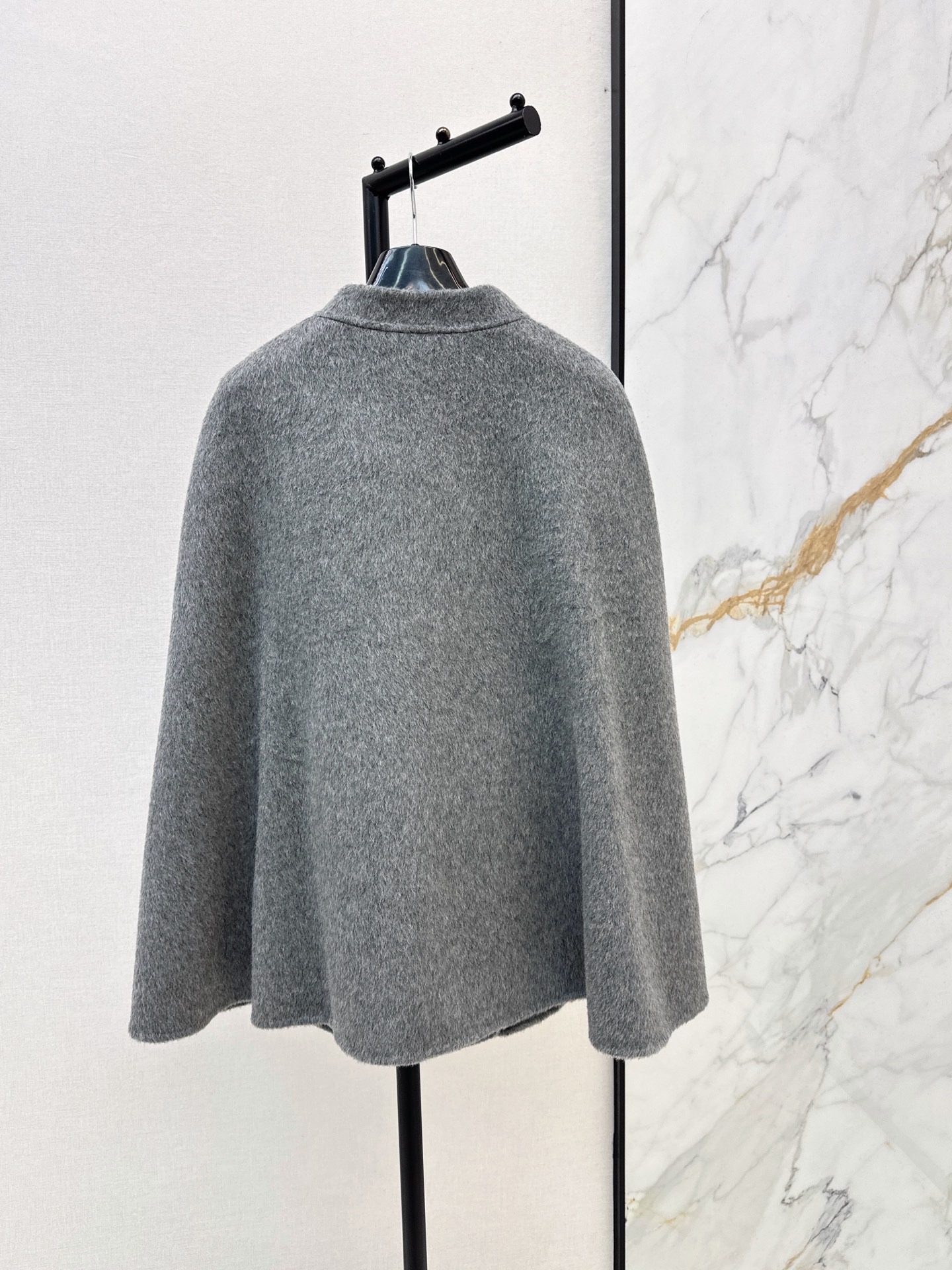 Fen 26fw woolen cape jacket