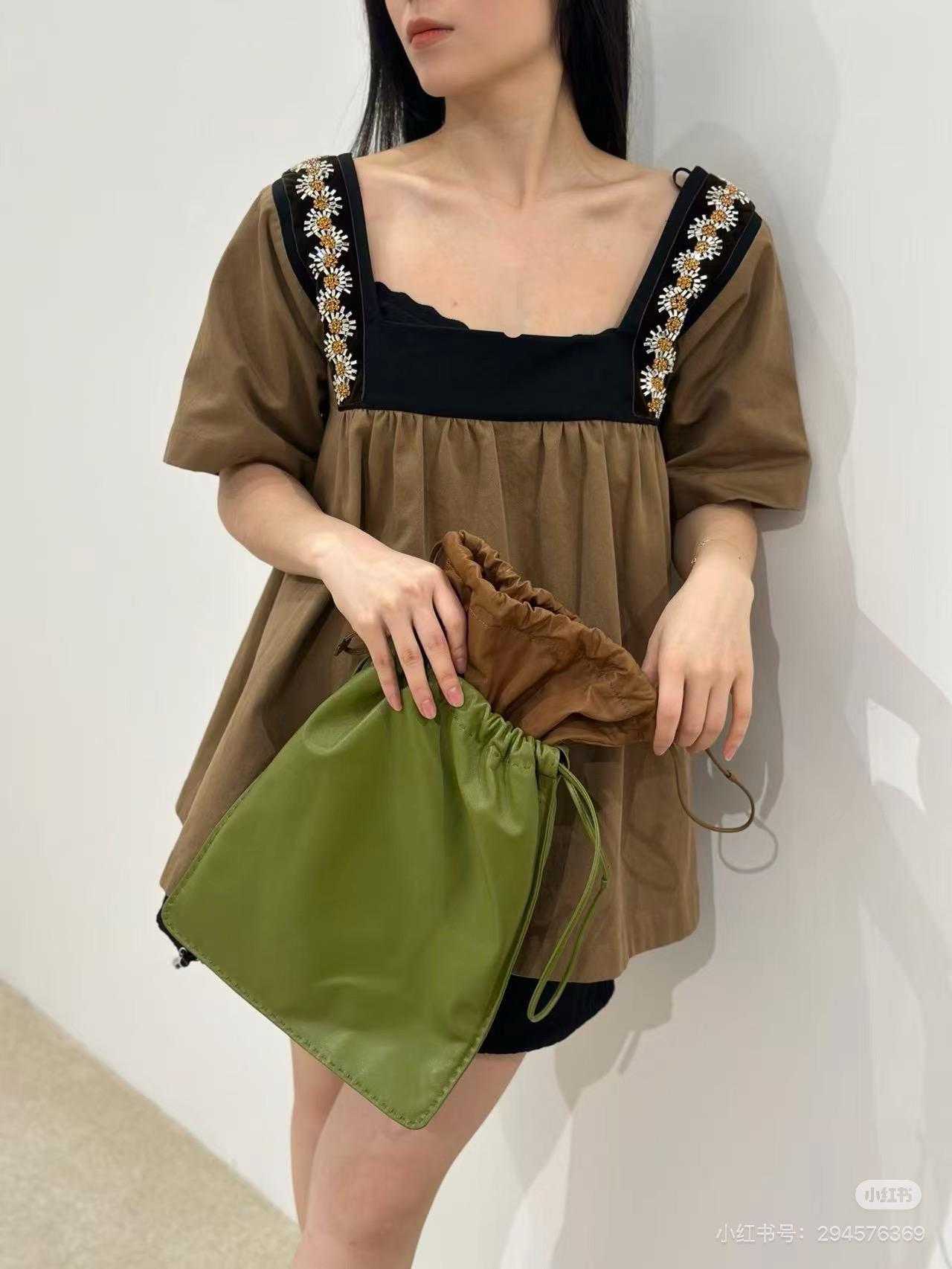Pra 26fw rhinestone beading top