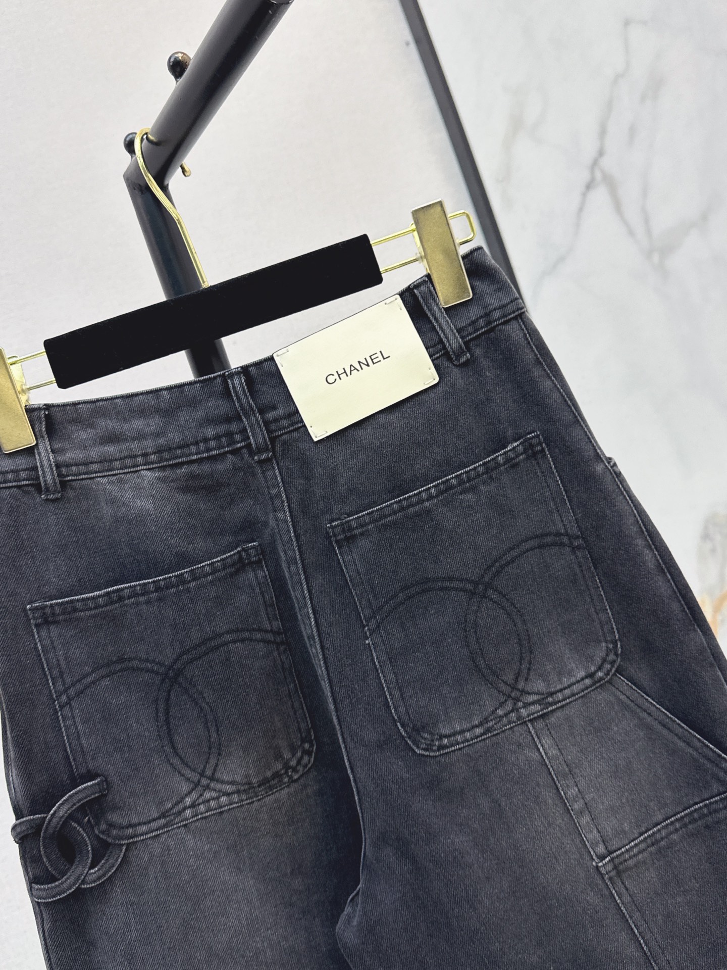 Chan 26fw straight-leg jeans