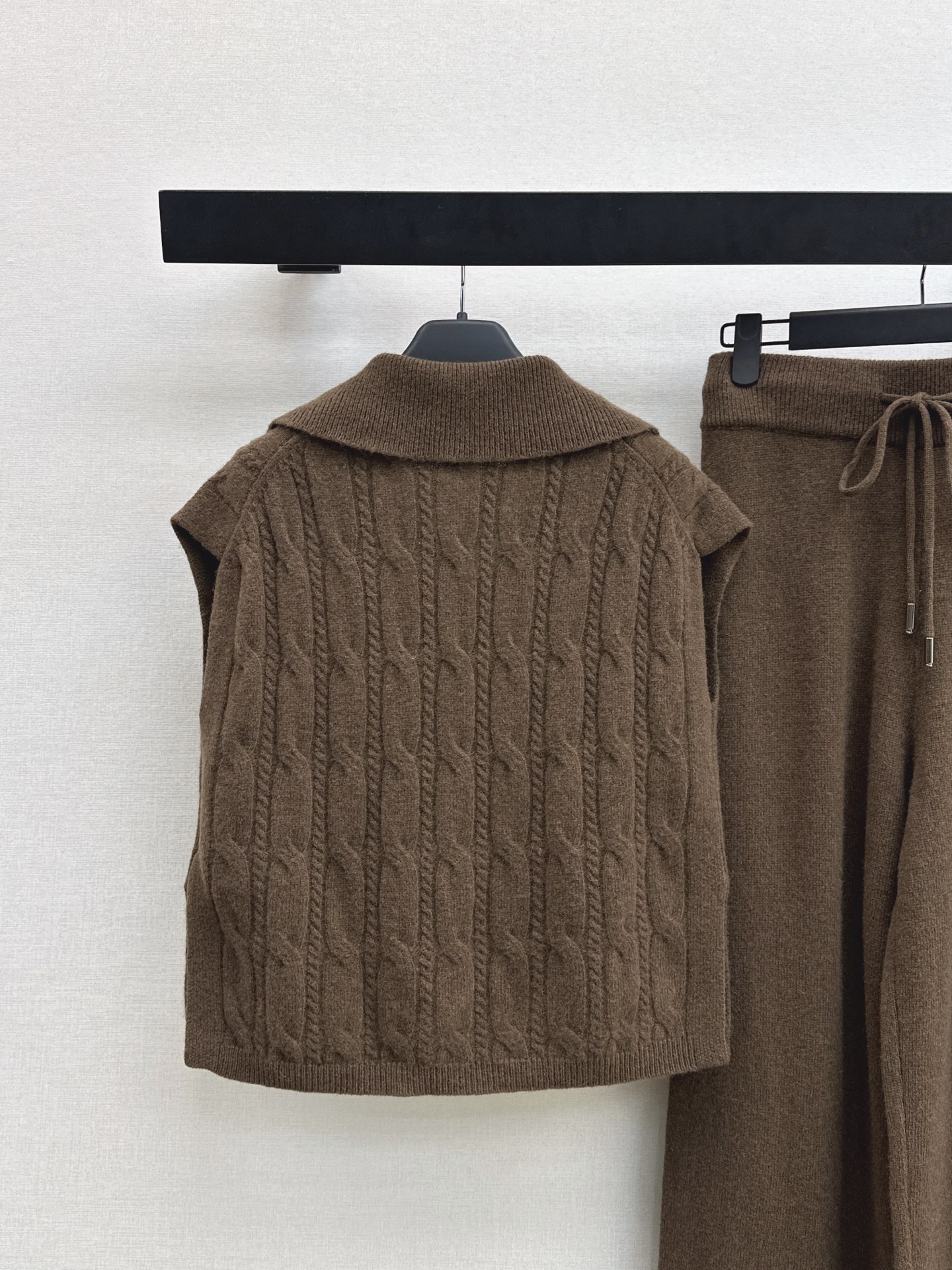 Max 26fw wool vest pants sets