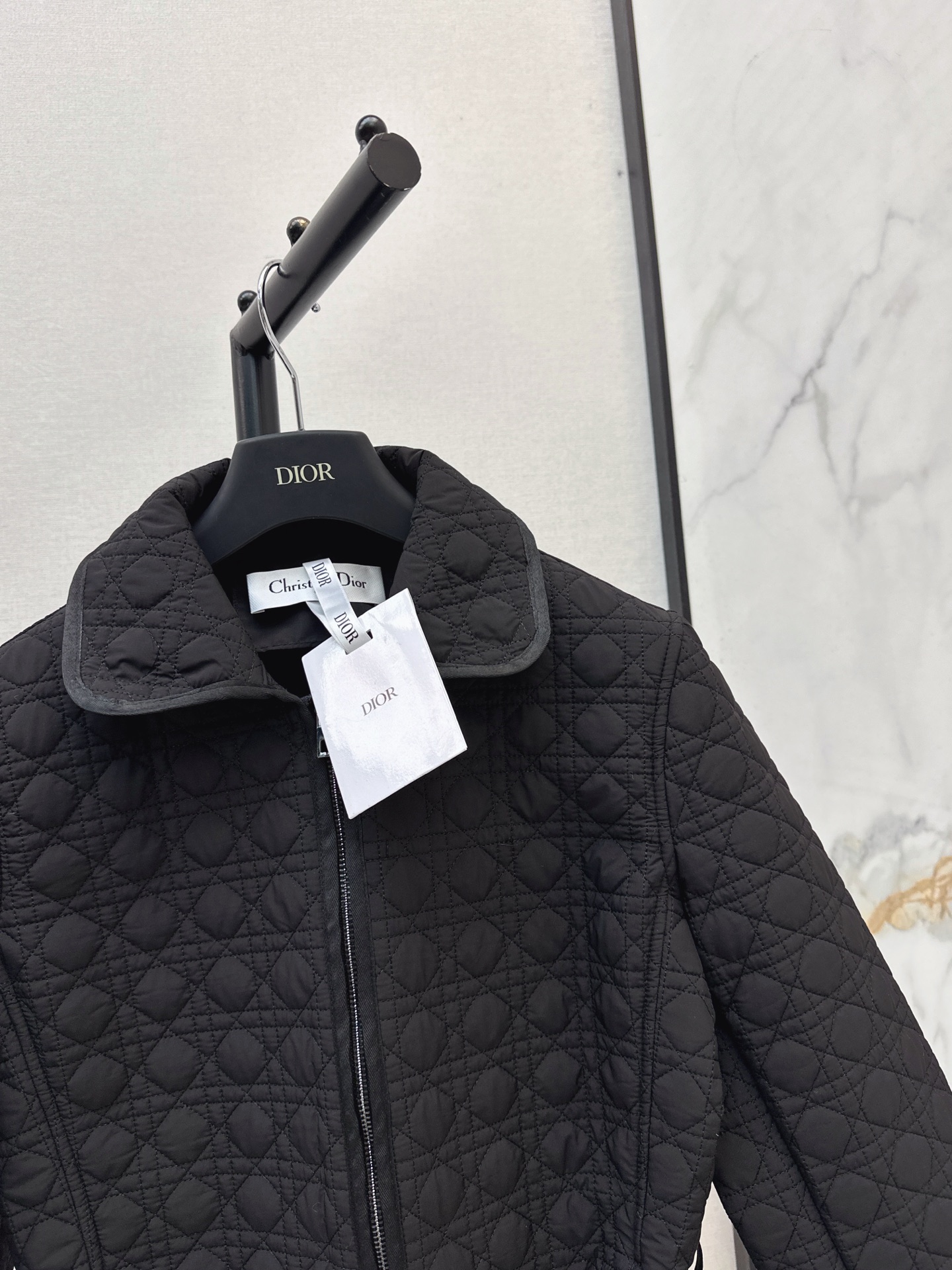 CD 26fw belted padded jacket