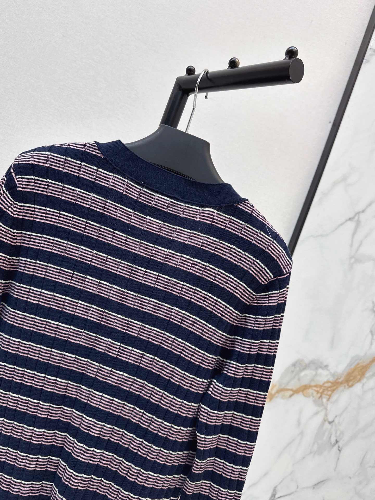 Pra 26fw stripe knit cardigan