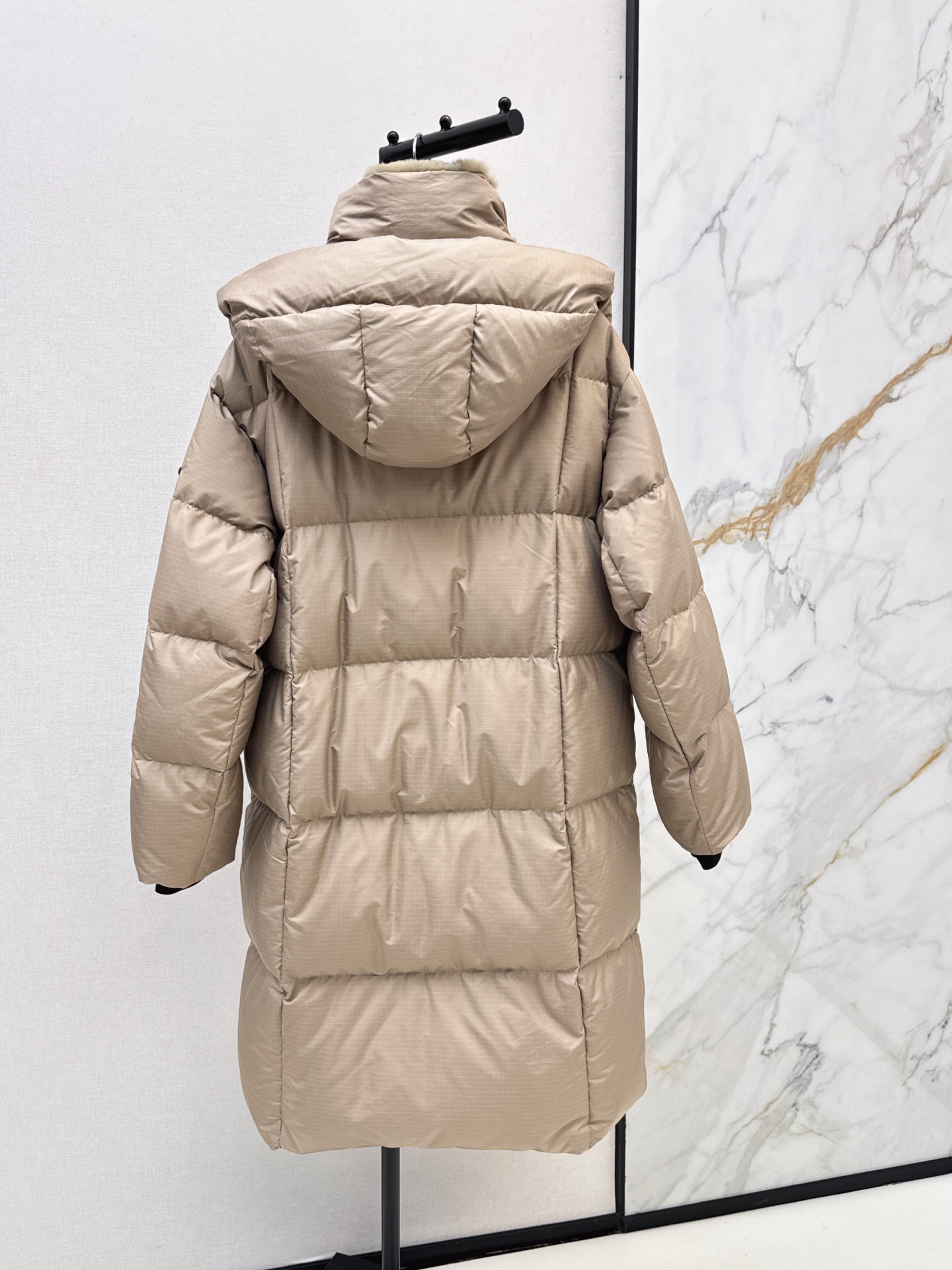 Pra 26fw hooded long down jacket