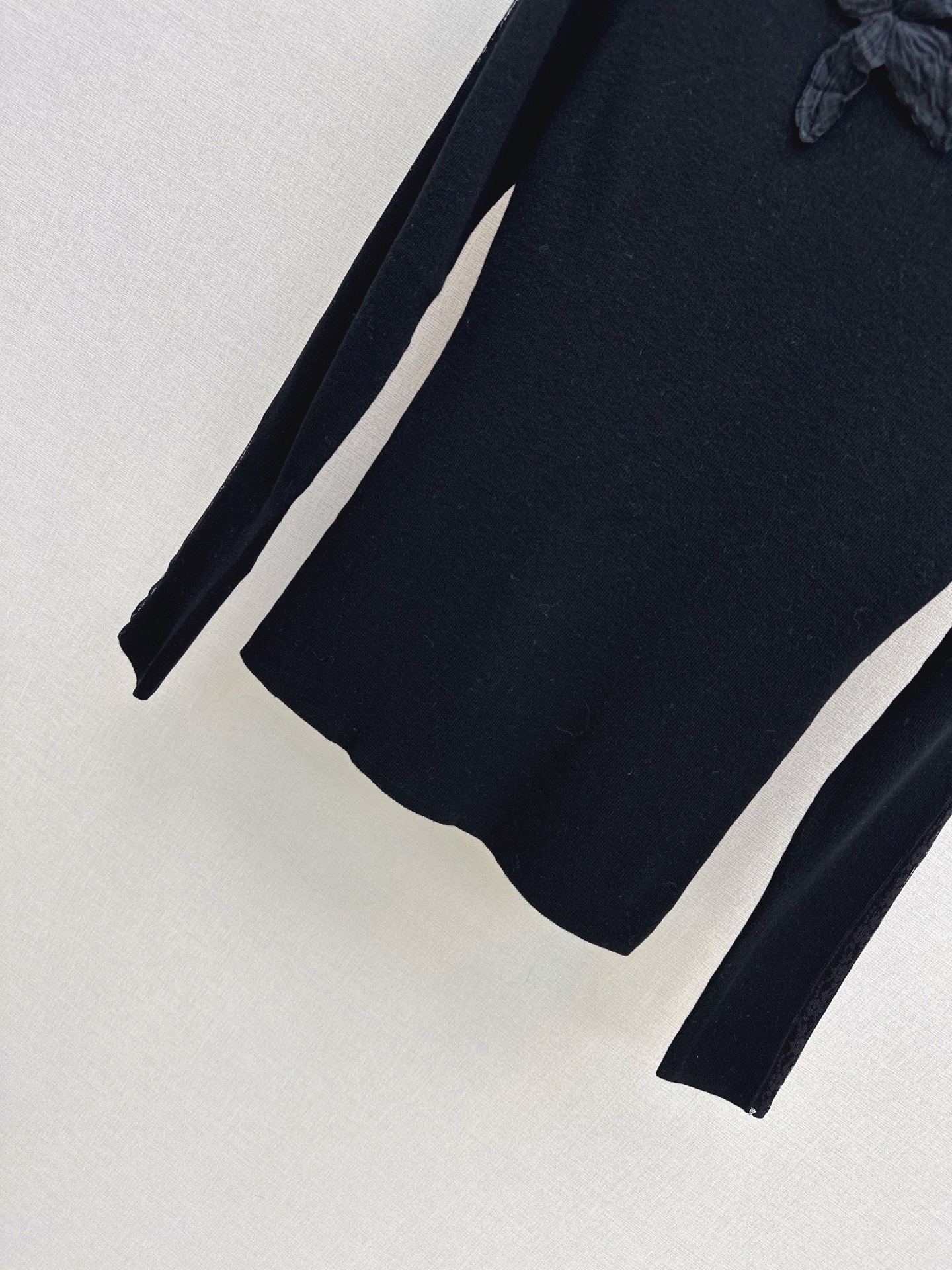 ES 26fw lace embroidery knit basic tee