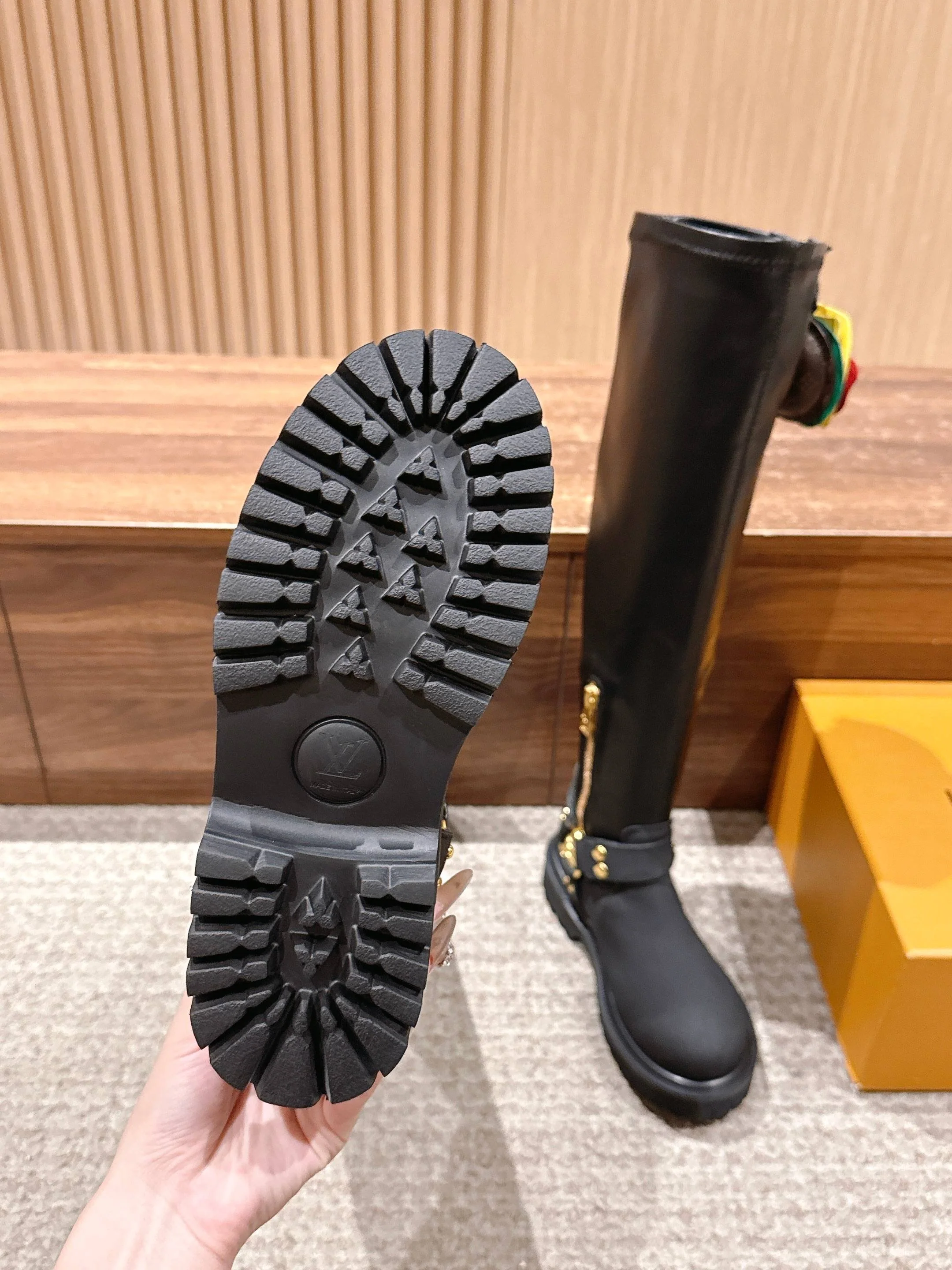 Loui 25fw boots