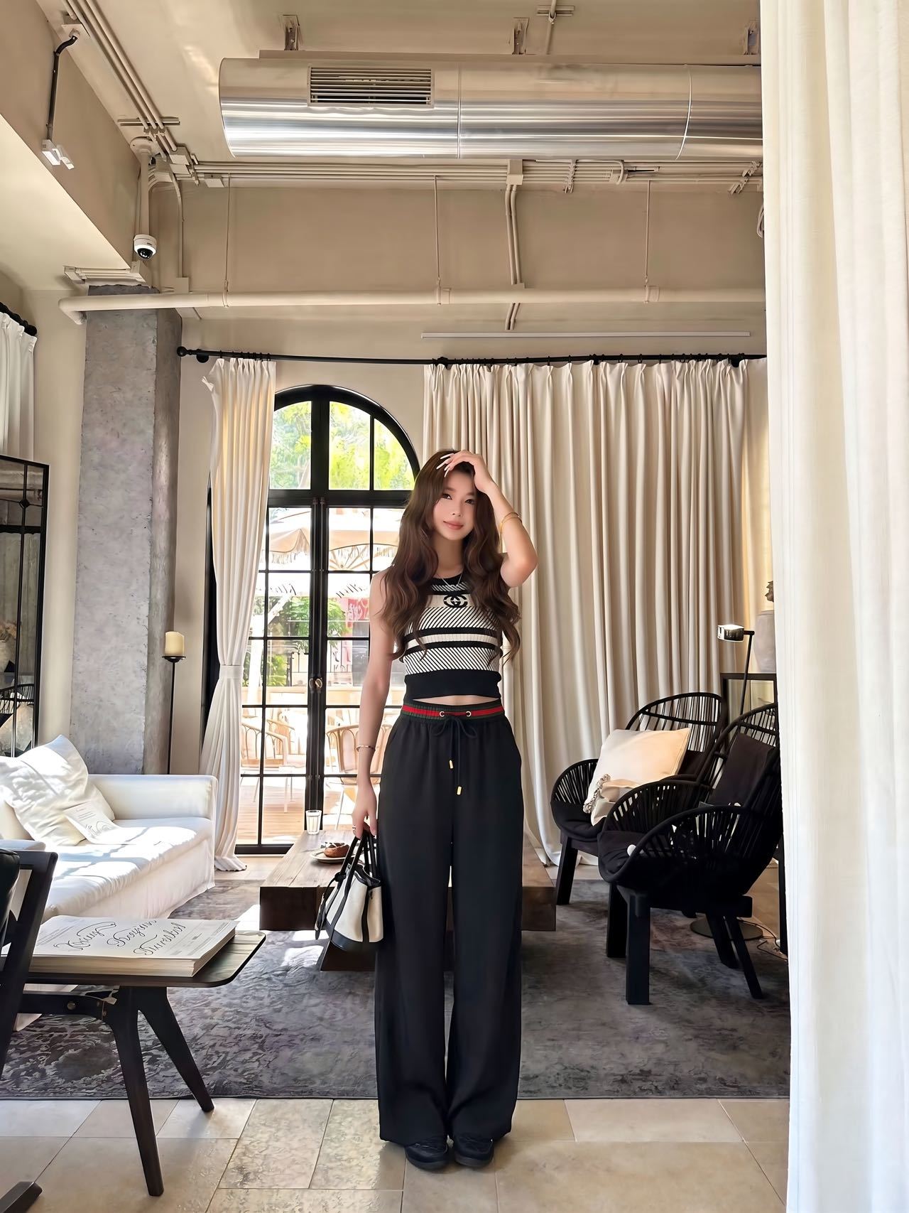 Guc 26fw straight-leg pants
