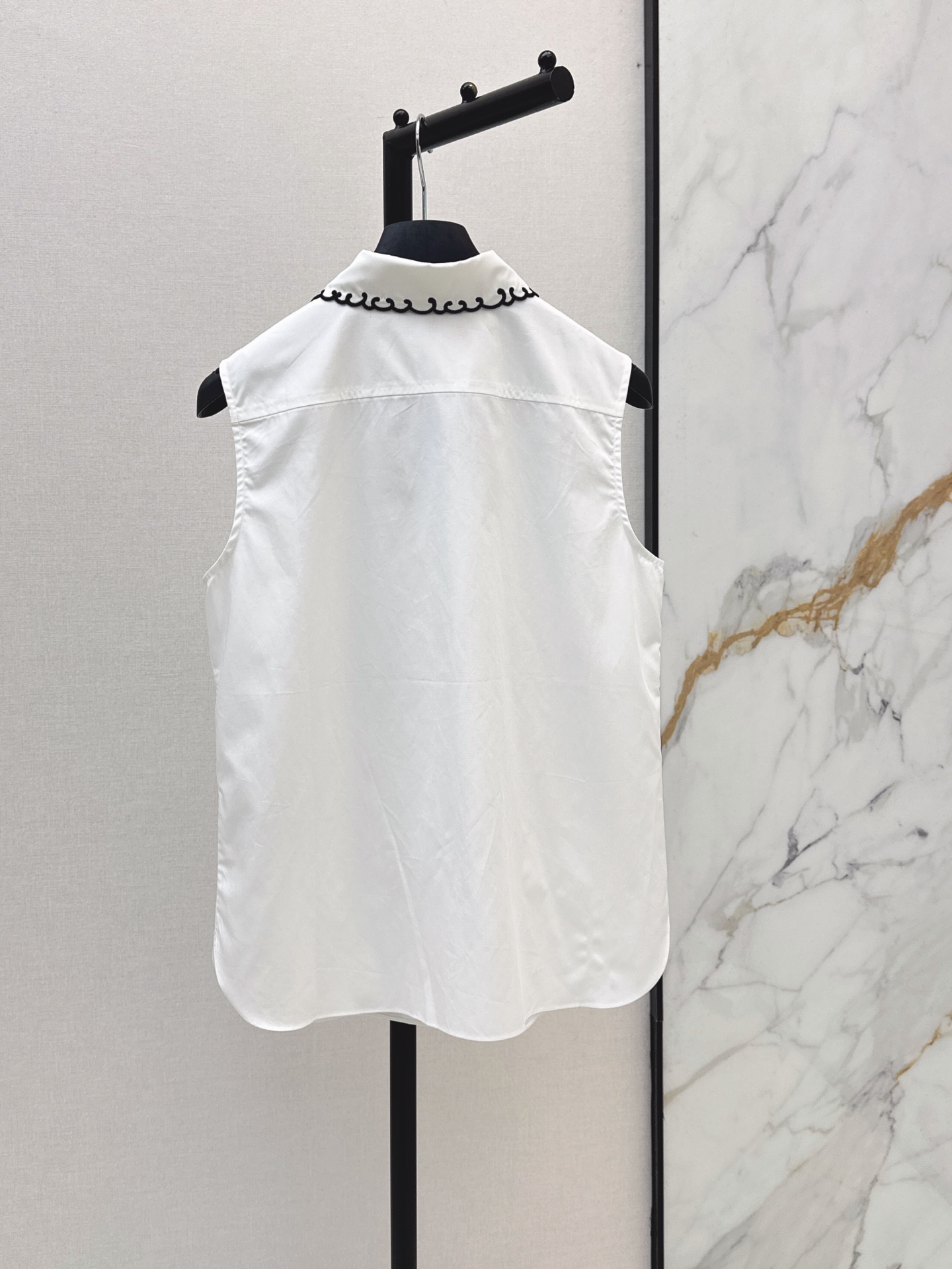 CD 26ss sleeveless shirt