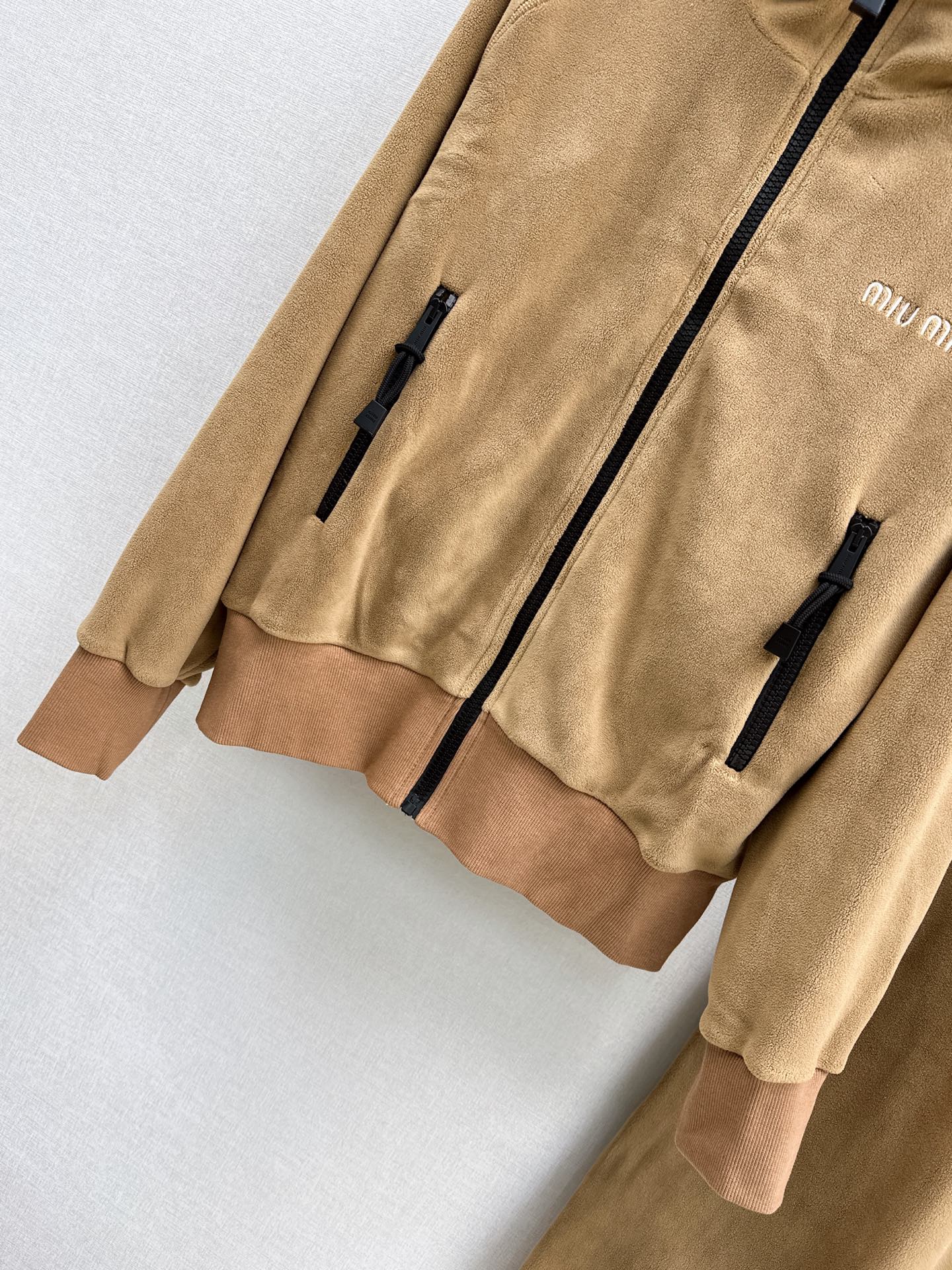 Miu 26fw casual hooded jacket pants sets