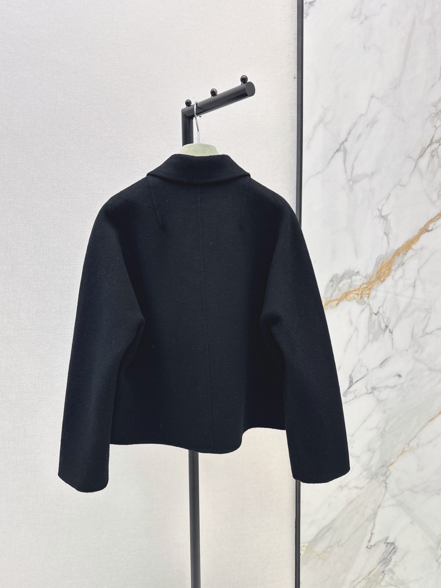 Her 26fw embroidery jacket