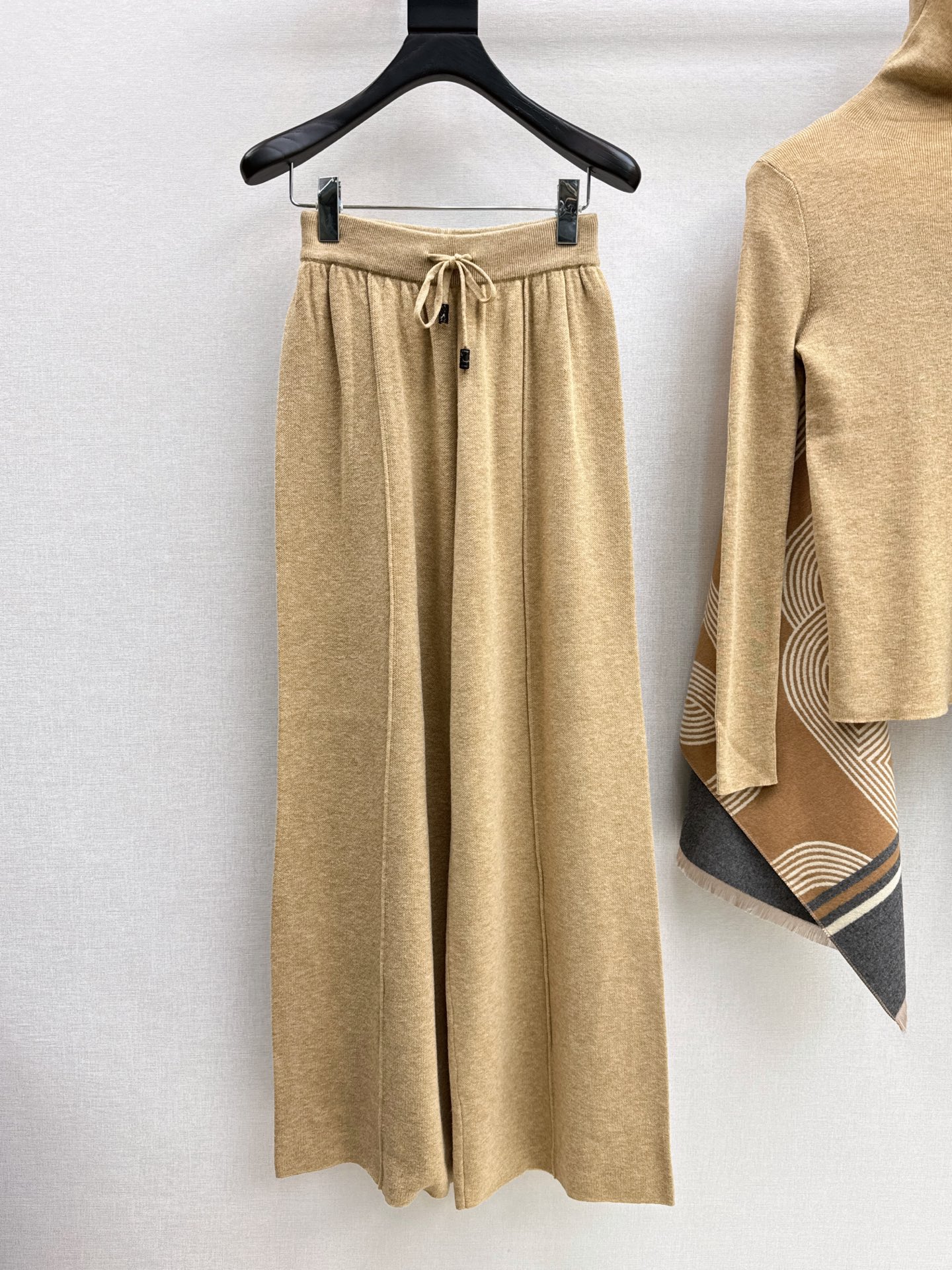 Her 26fw 3pcs knit basic tee shawls pants sets