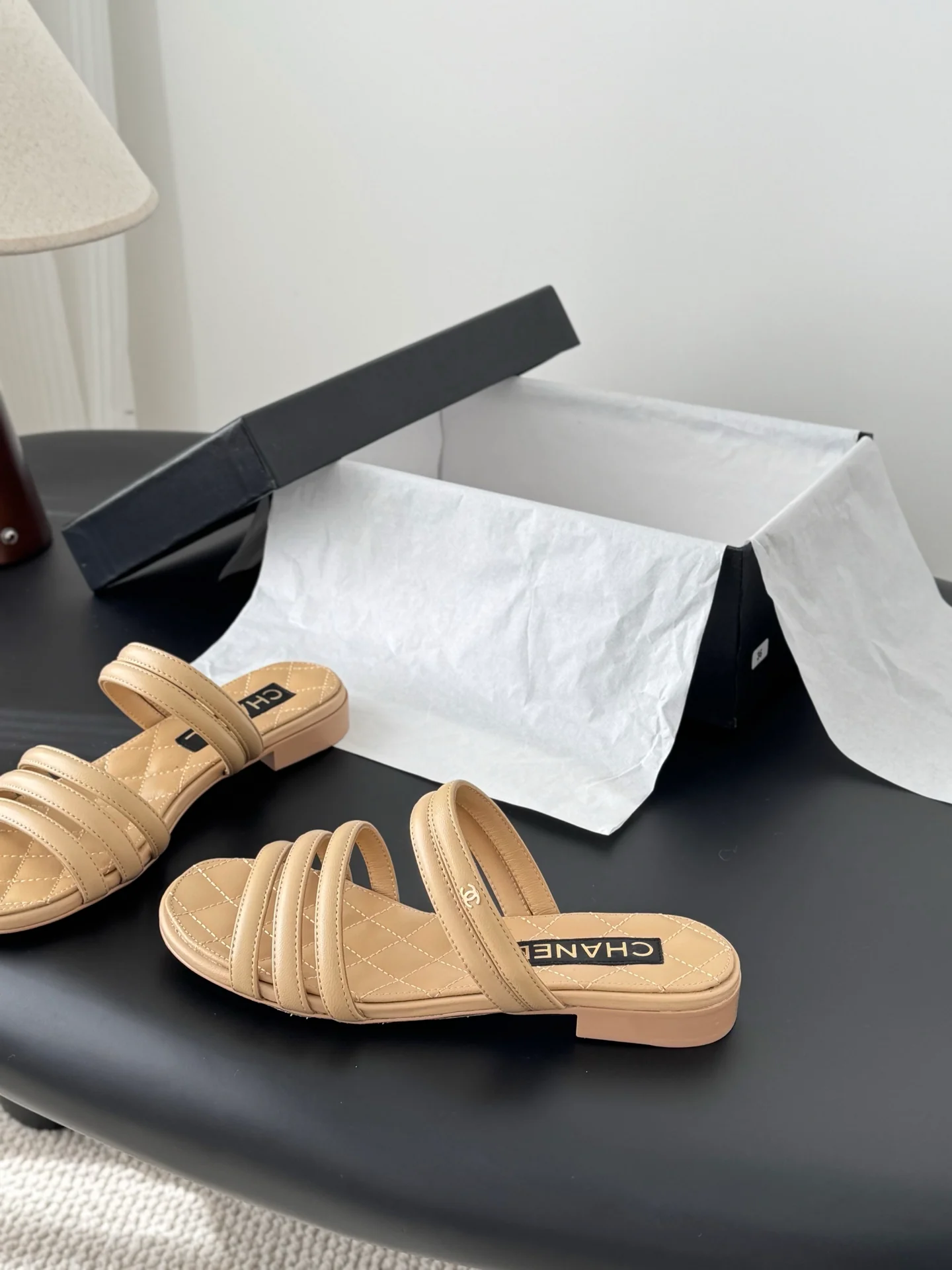 Chan 26ss sandals