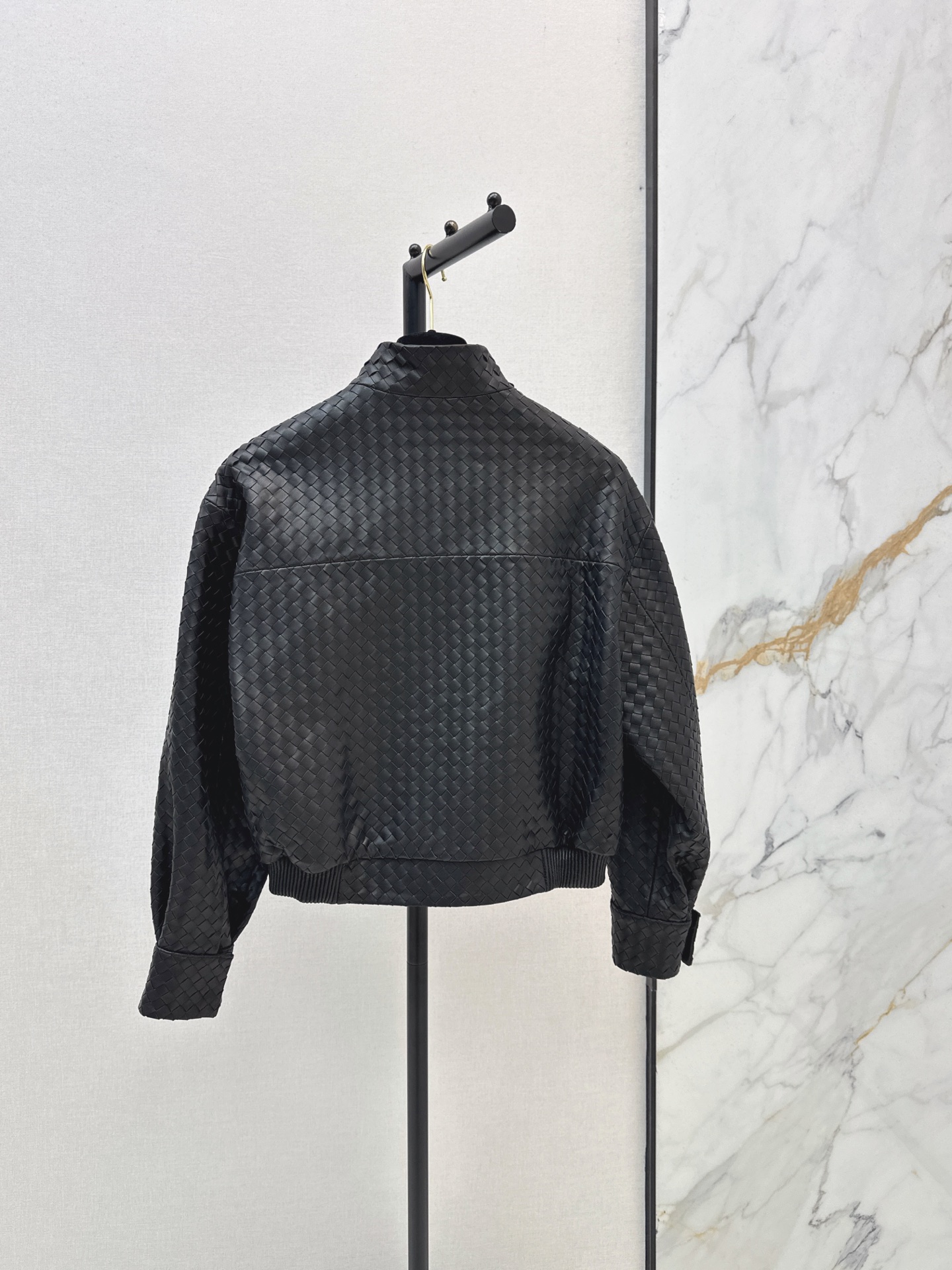 Bott 26fw cropped leather jacket