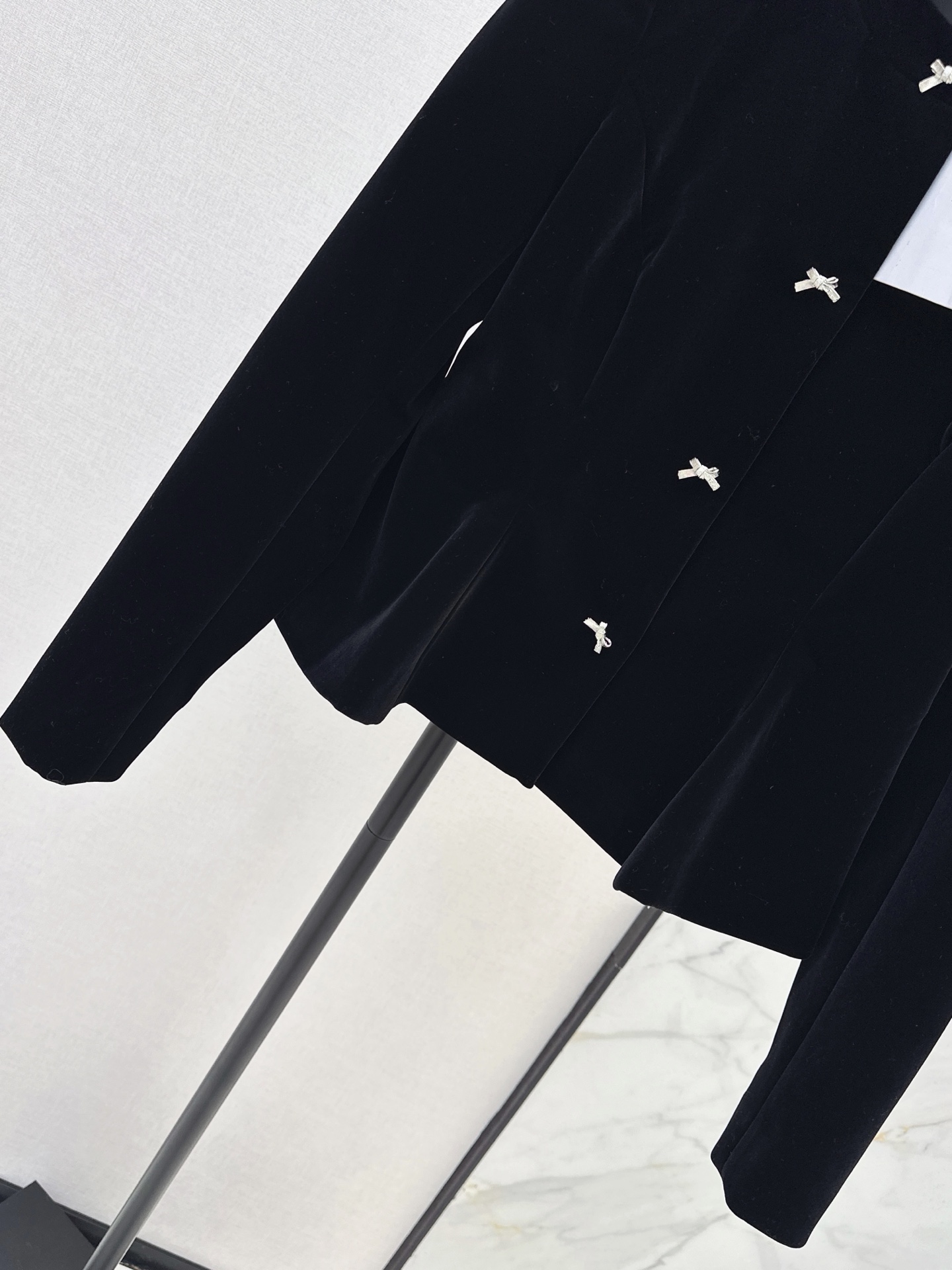 CD 26fw cropped velvet jacket
