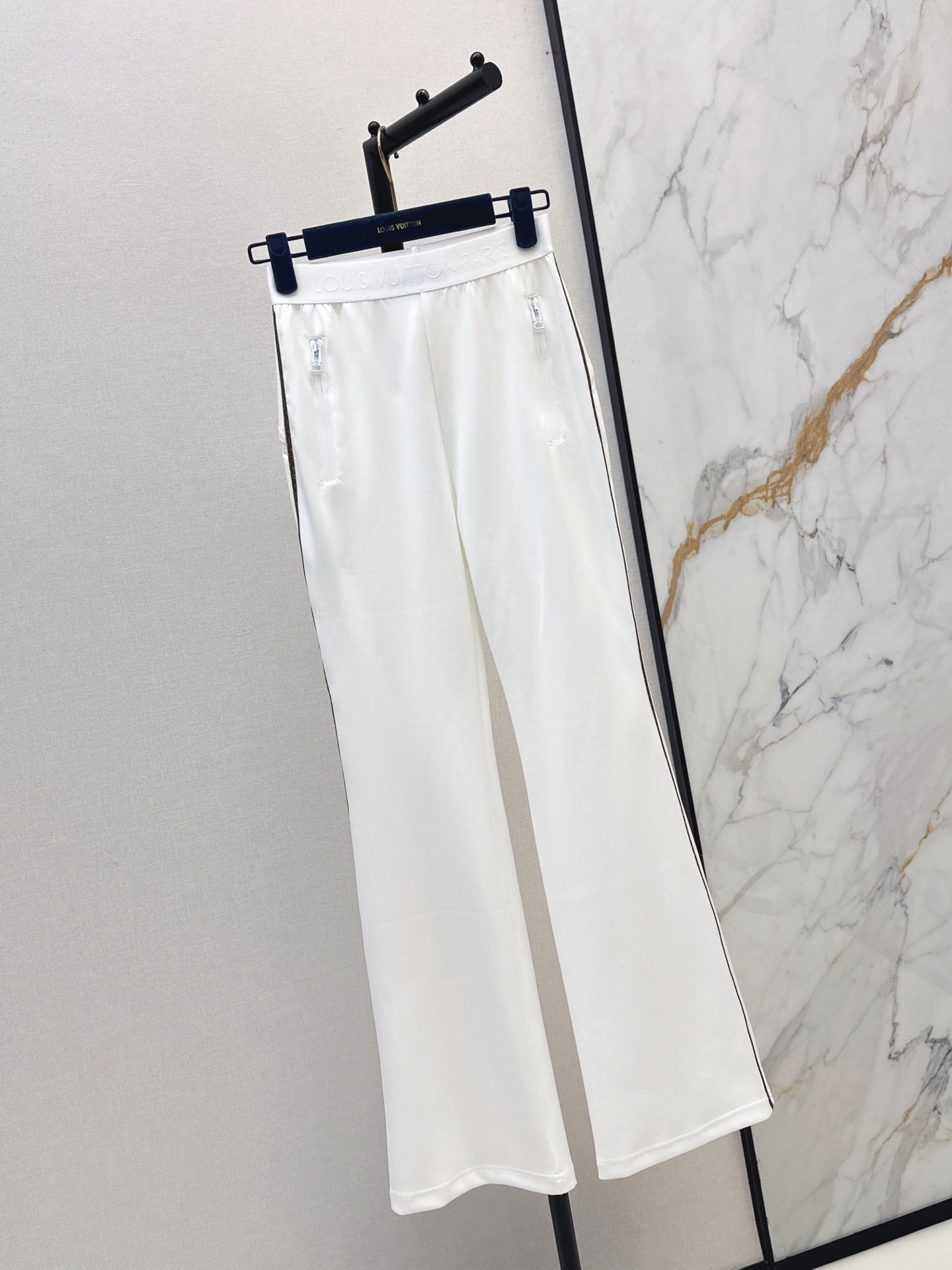 Loui 26fw flared pants