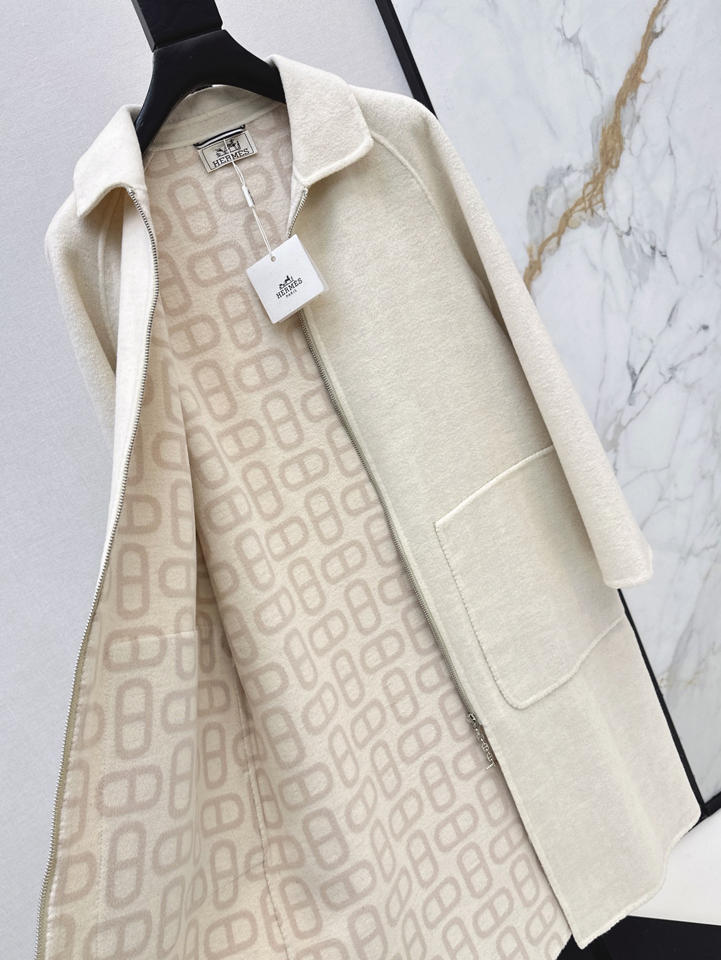 Her 26fw cashmere zip-up overcoats