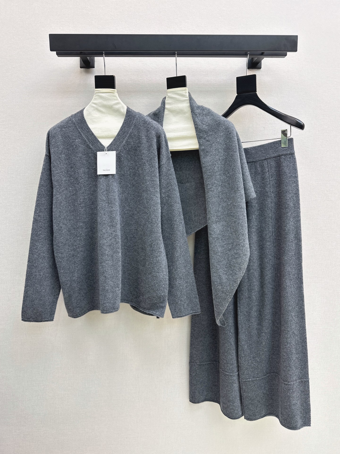 Row 26fw wool cape sweater pants sets