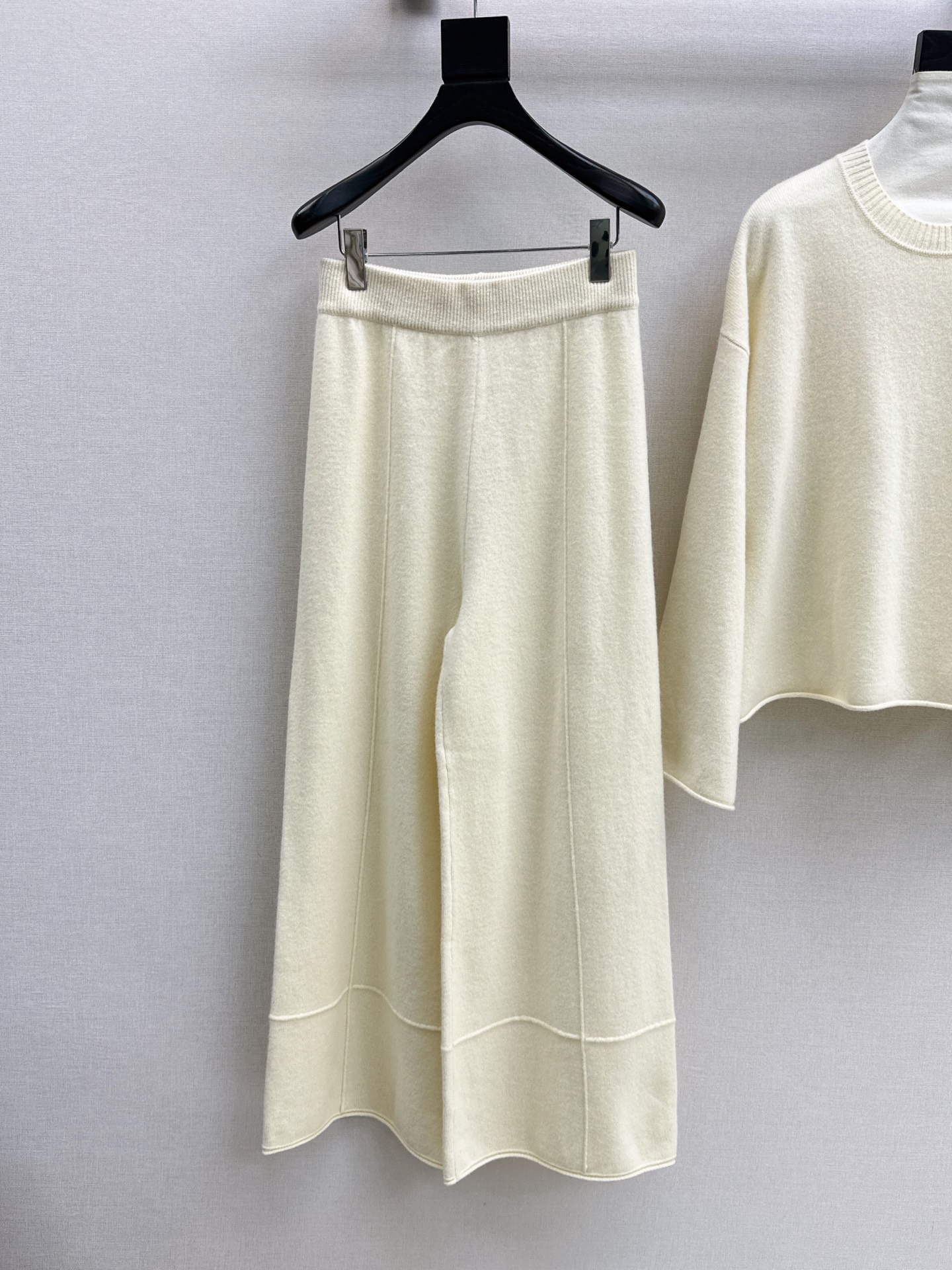 Max 26fw wool sweater pants sents