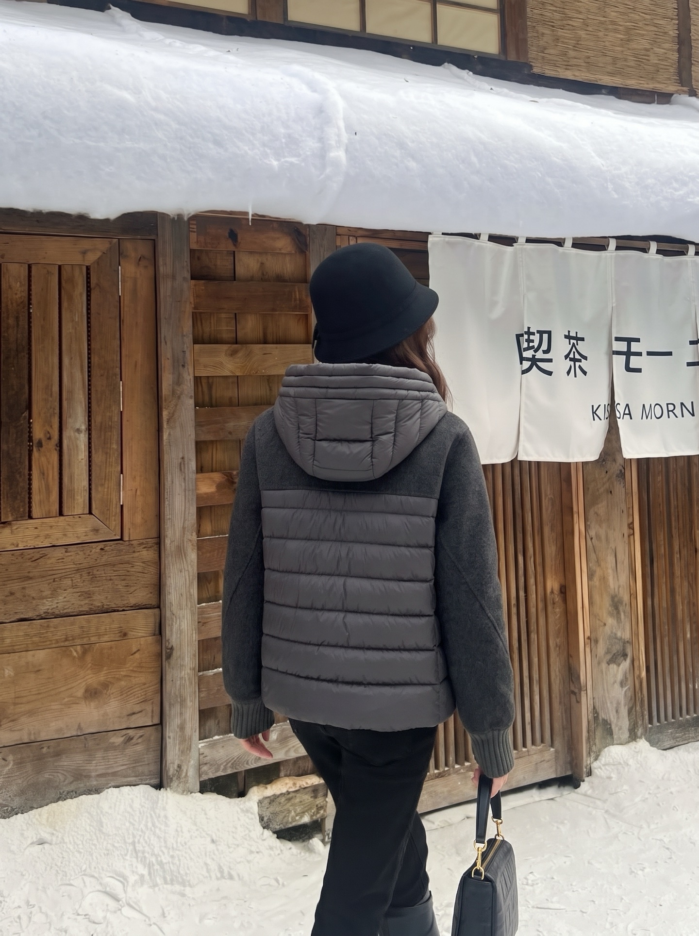 Max 26fw knit contract down jacket