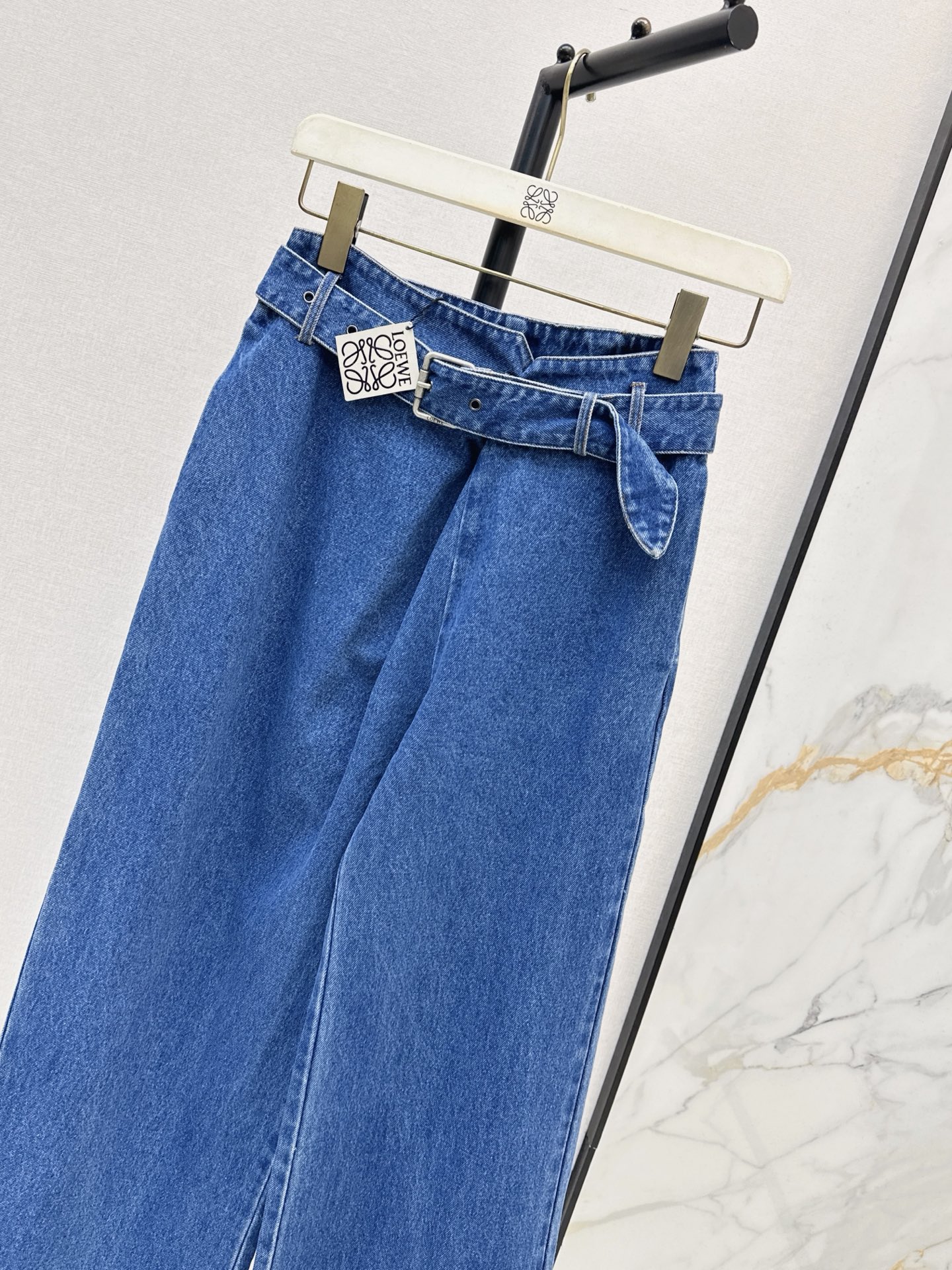 Loe 26fw belted wide-leg jeans