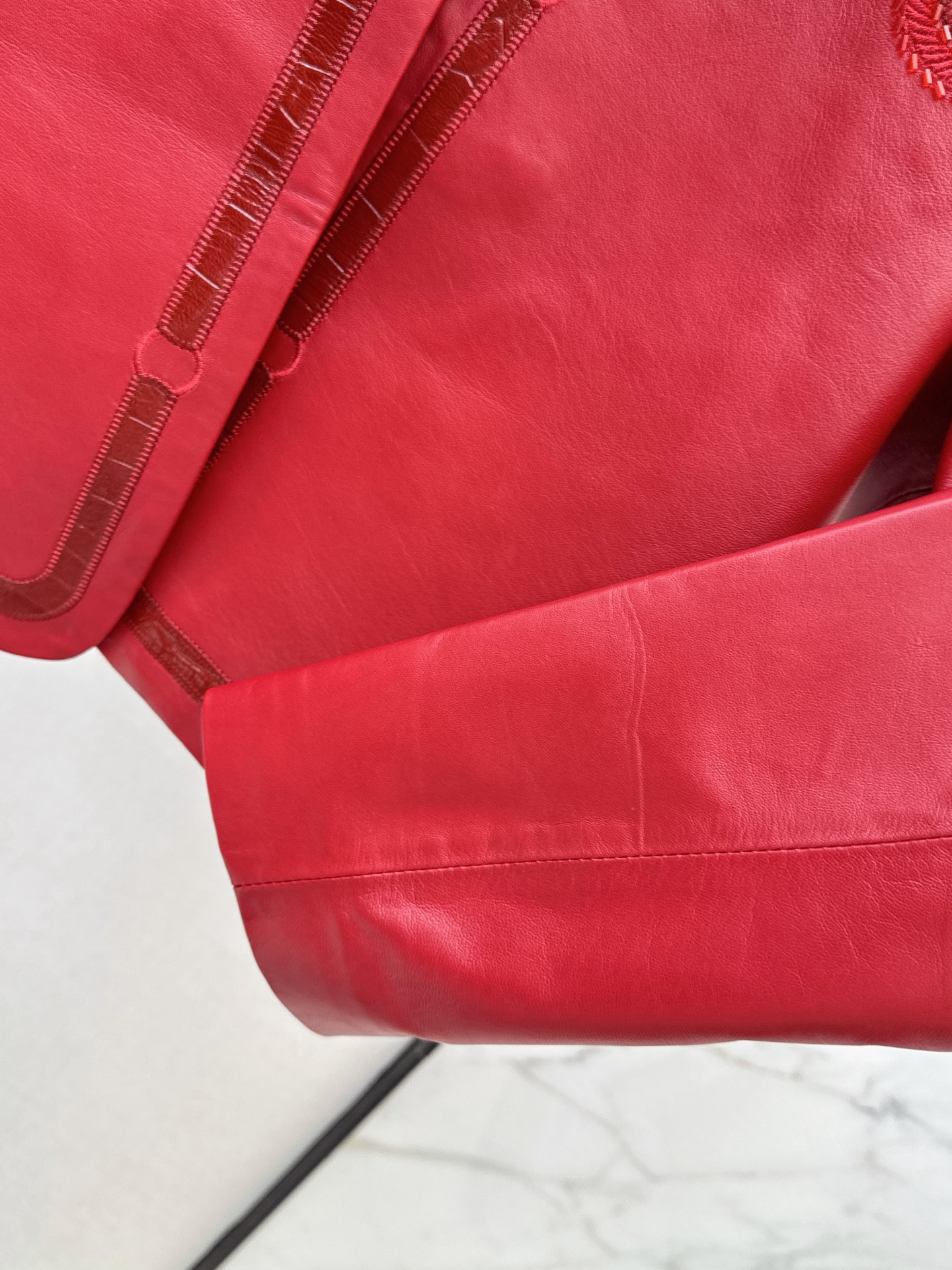 Her 26fw embroidery cropped leather jacket