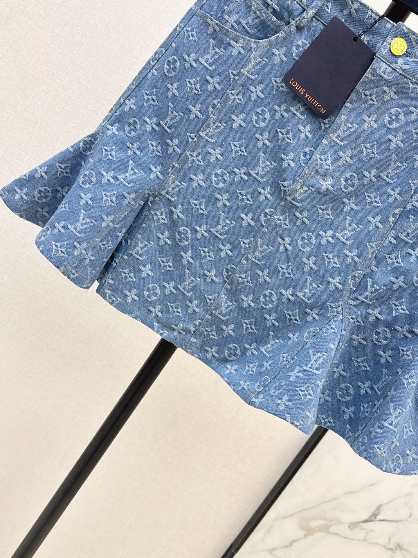 Loui 26fw denim skirt