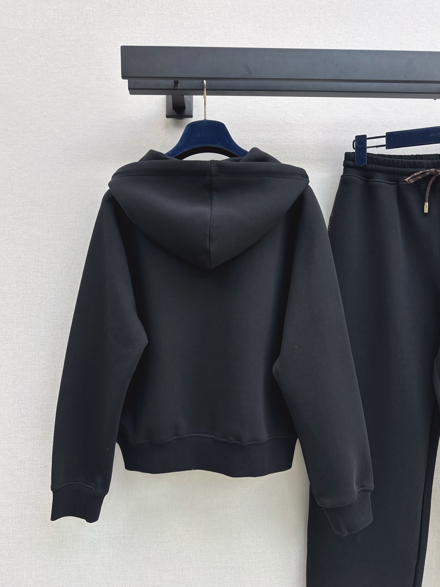 Loui 26fw print hoodie pants sets