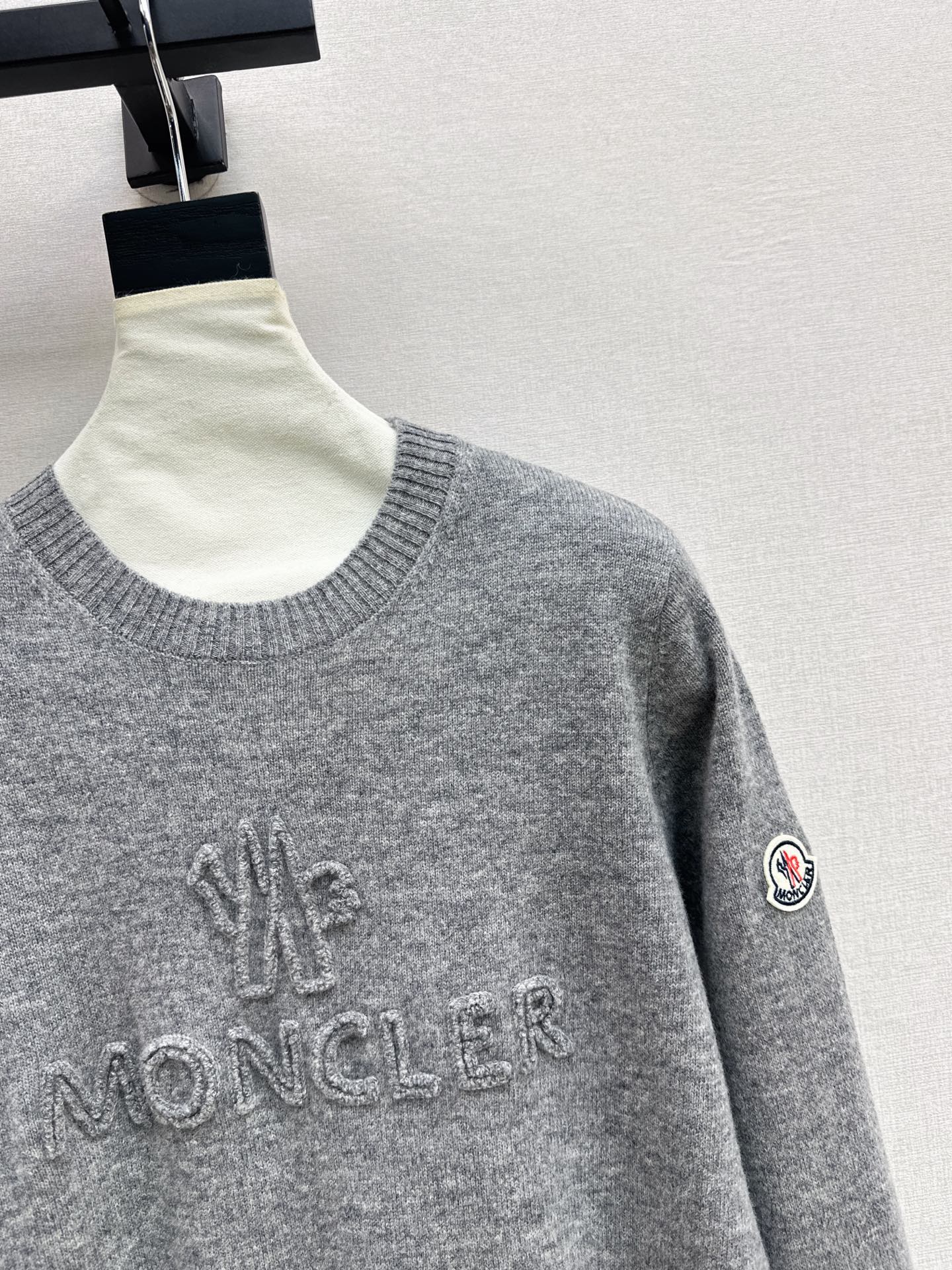 Monc 26fw embroidery knitwear
